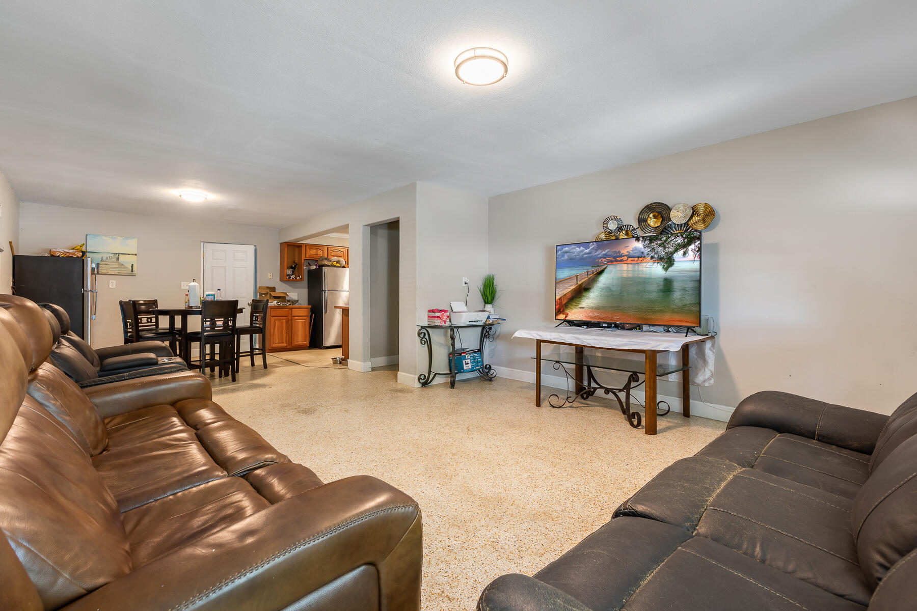 201 4th Street Property Photo 7