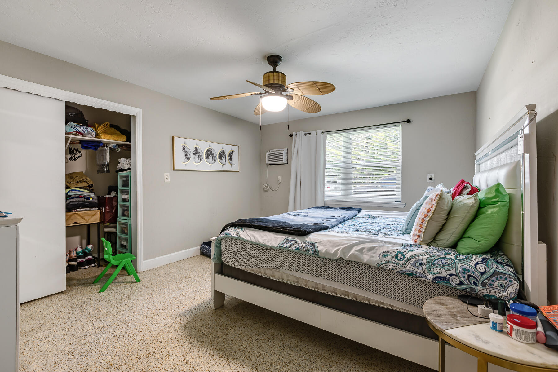 201 4th Street Property Photo 11