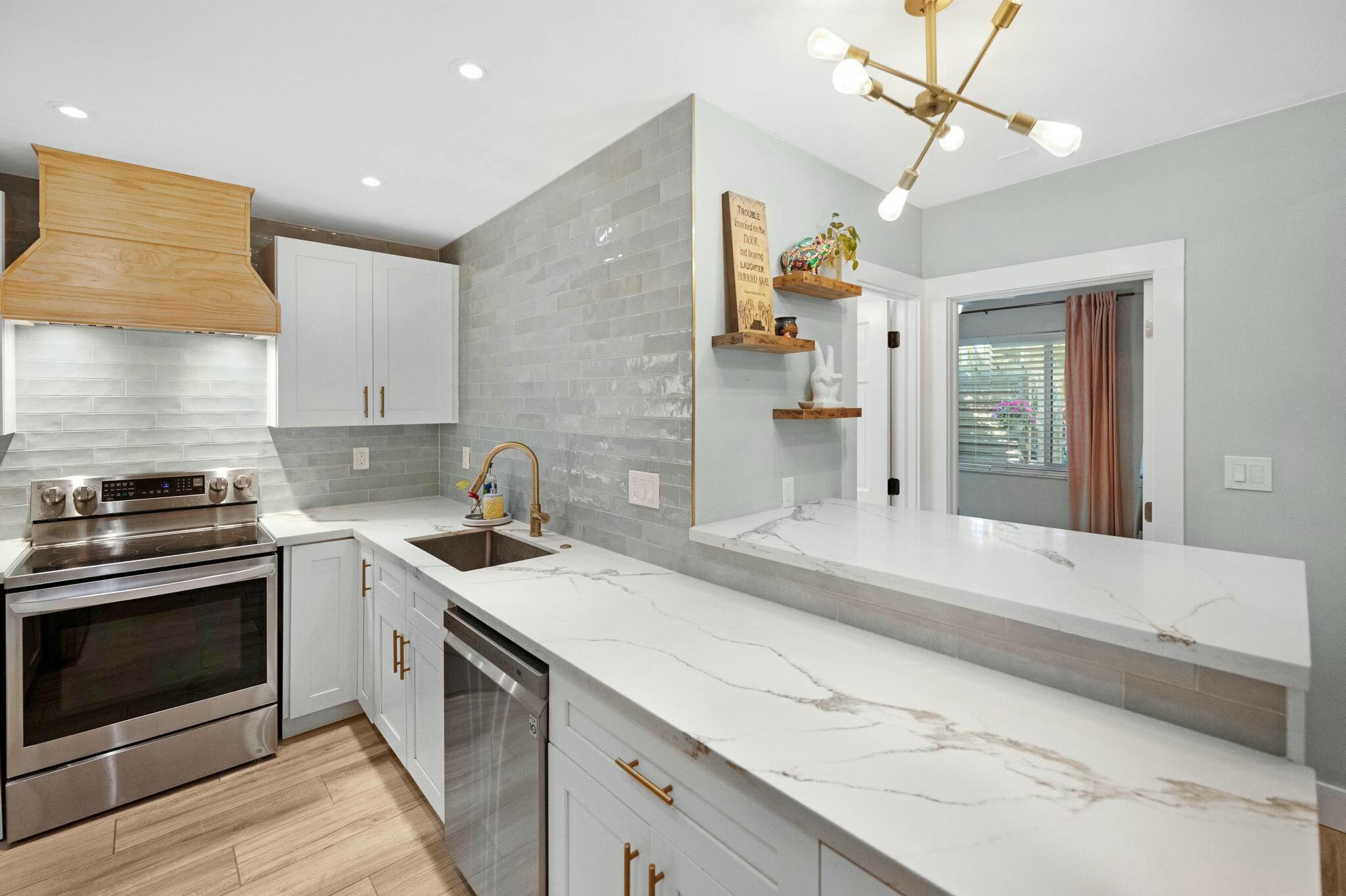 1408 Johnson Street, A & B Property Photo 8