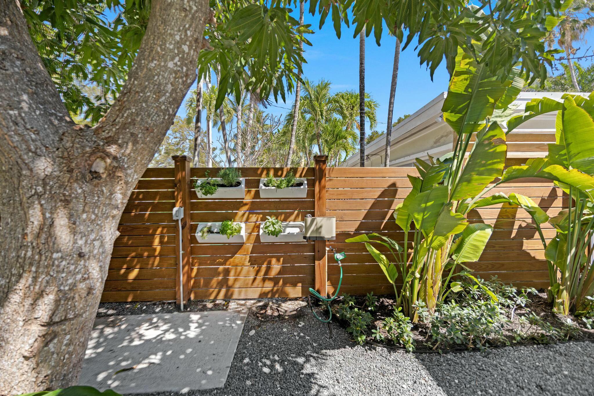 1408 Johnson Street, A & B Property Photo 22