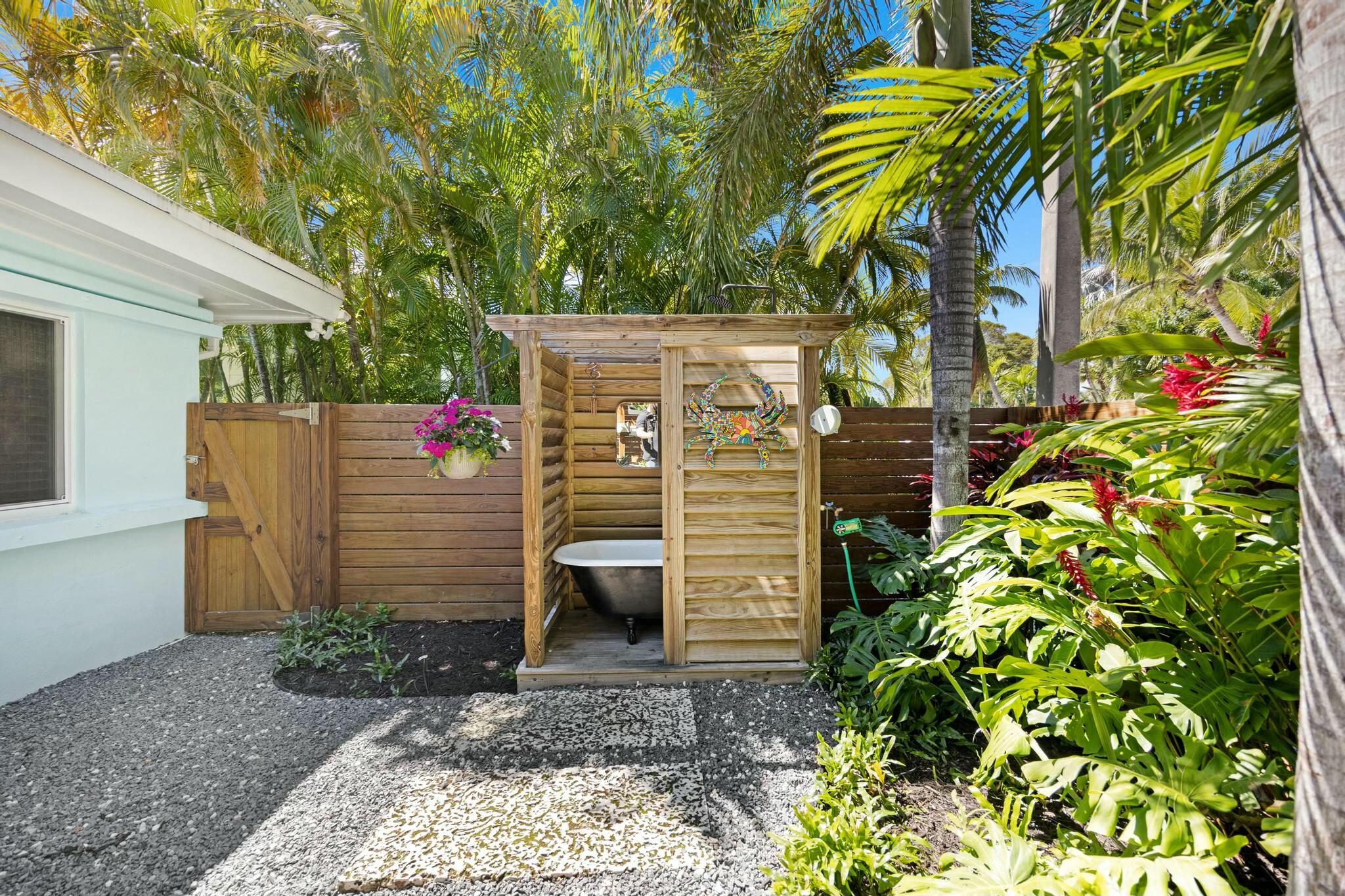 1408 Johnson Street, A & B Property Photo 23