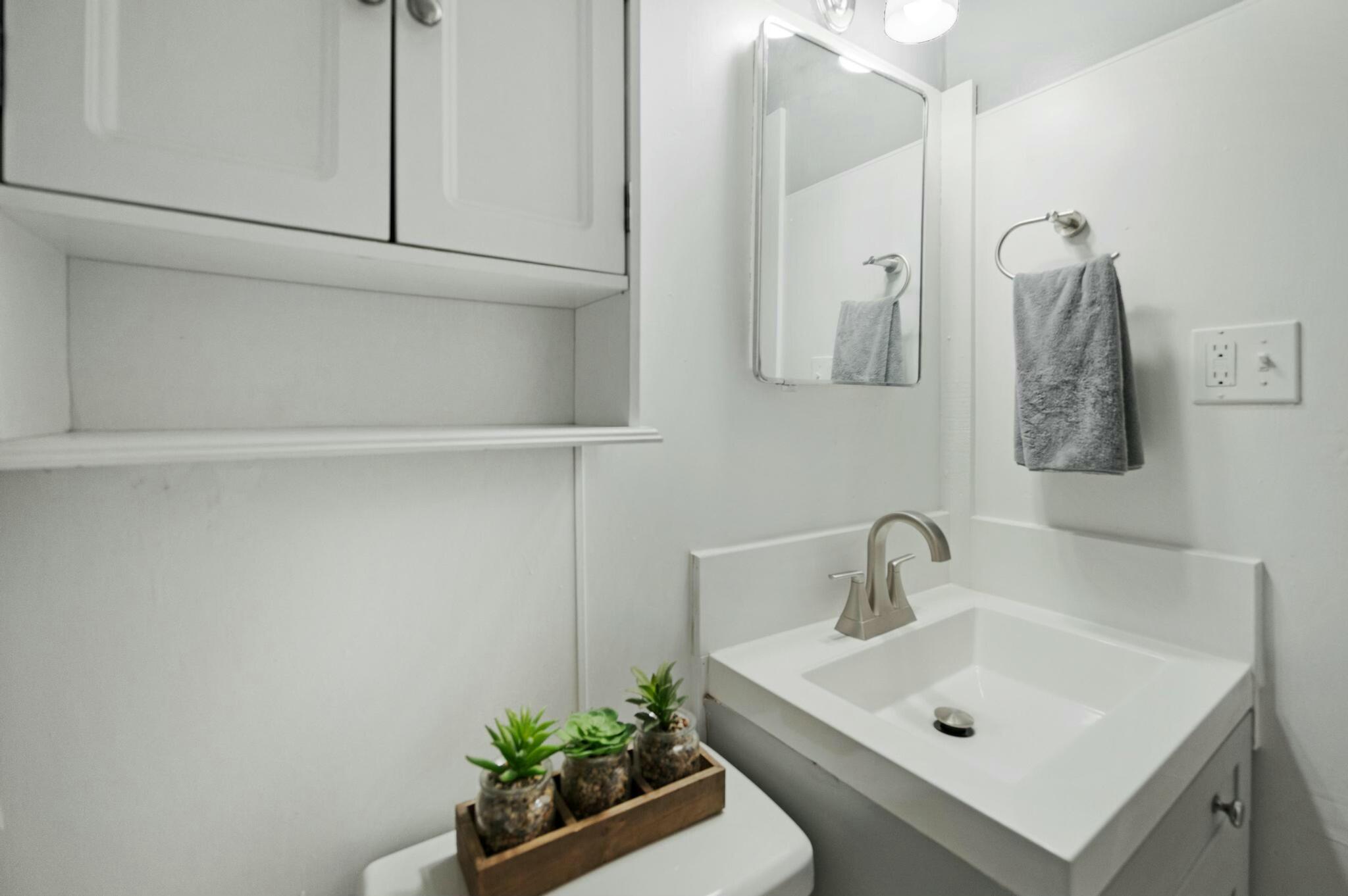 1408 Johnson Street, A & B Property Photo 35