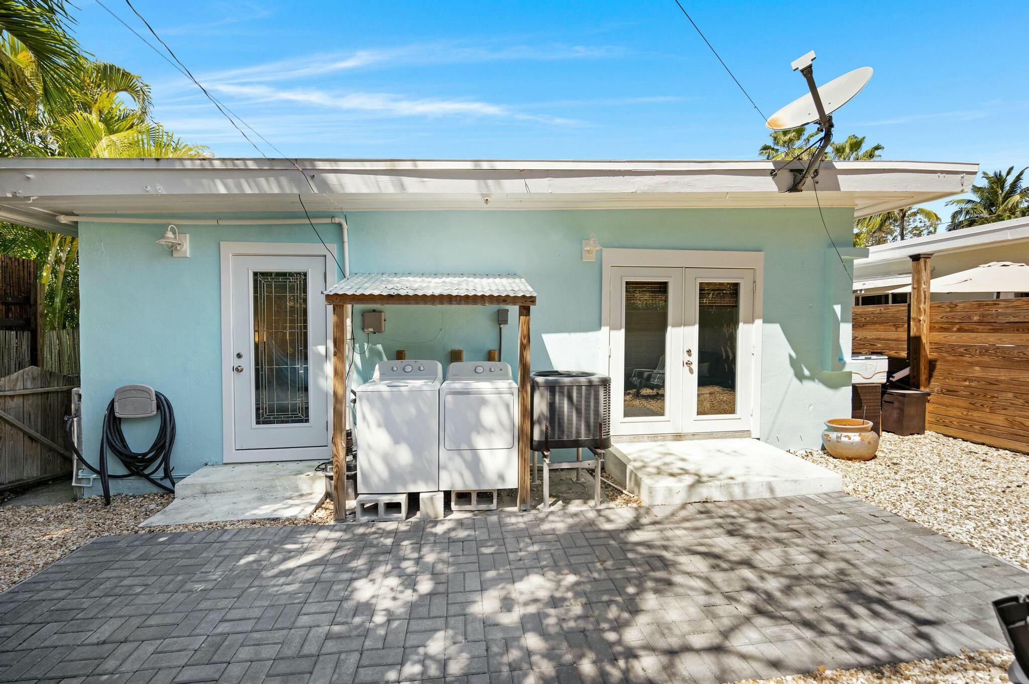 1408 Johnson Street, A & B Property Photo 42