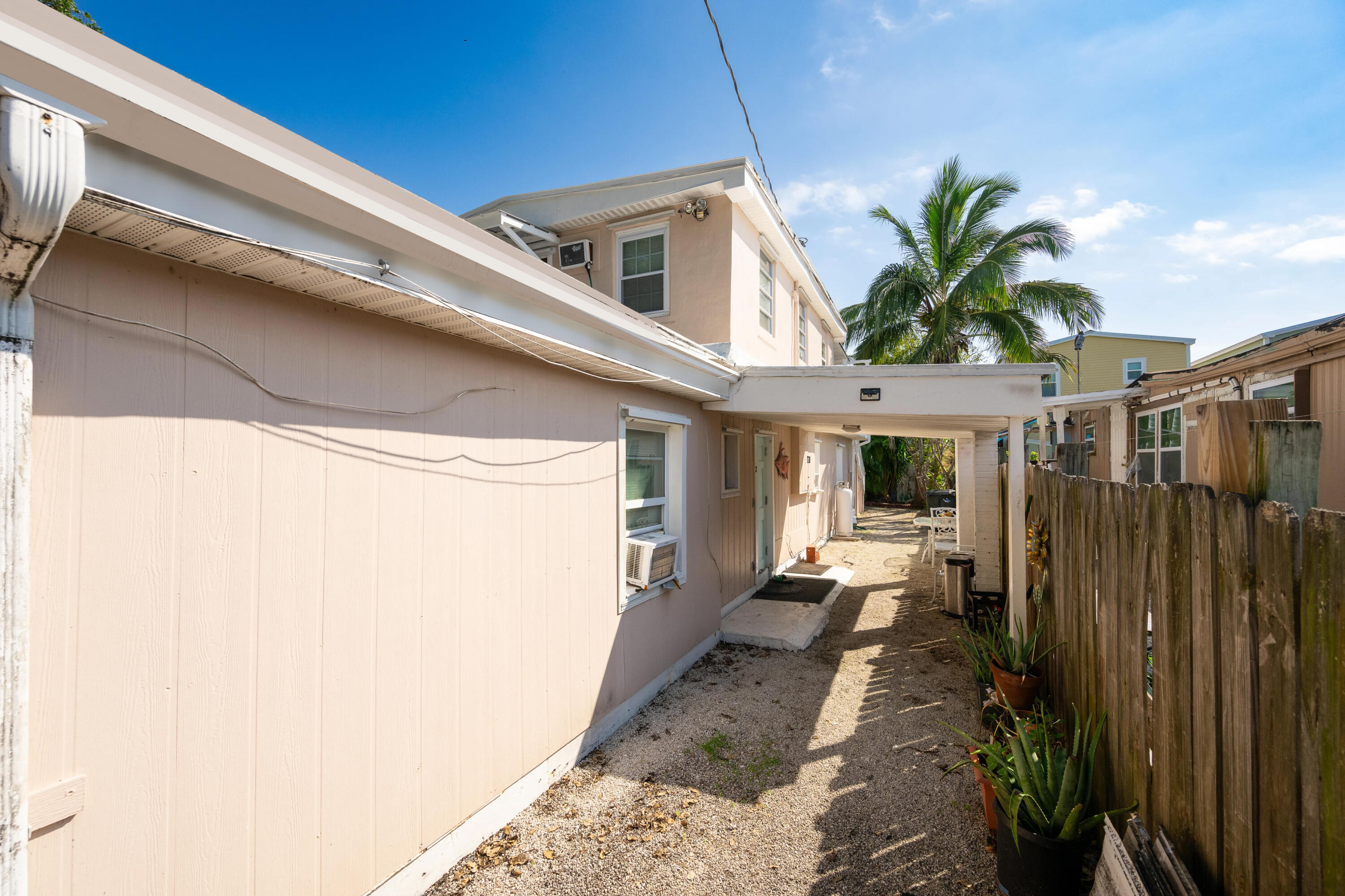 6449 6th Street, 1-4 Property Photo
