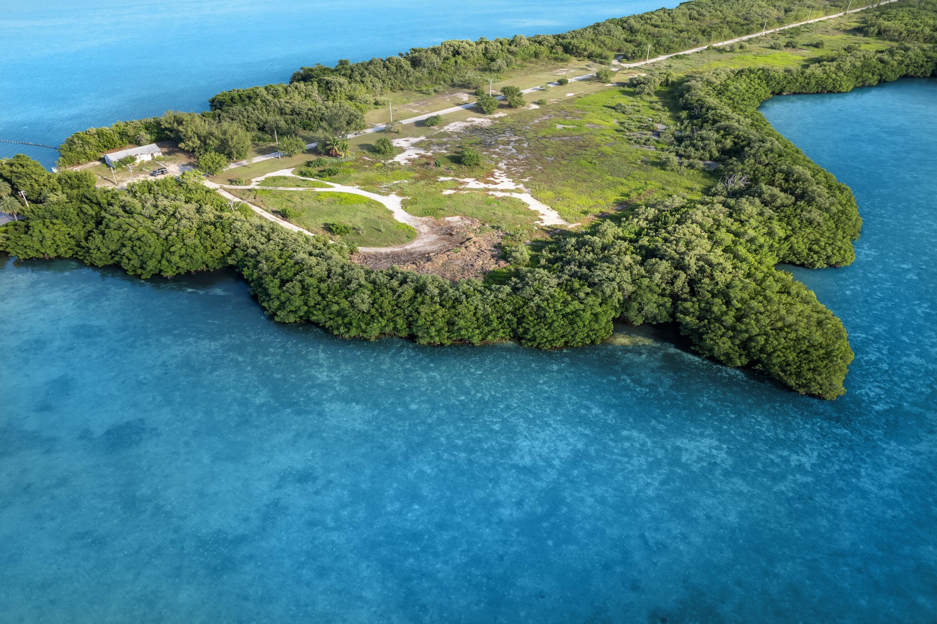 56185 Overseas Highway Property Photo 2
