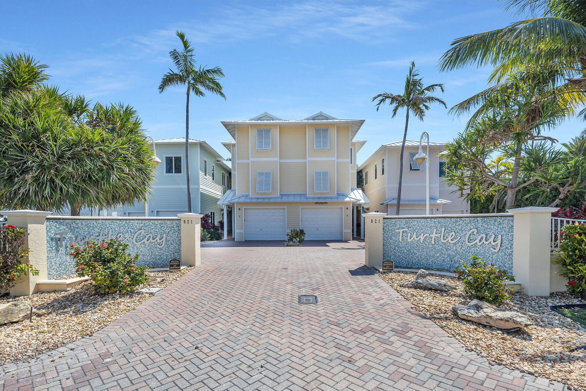 821 W Ocean Drive, 3 Property Photo 6