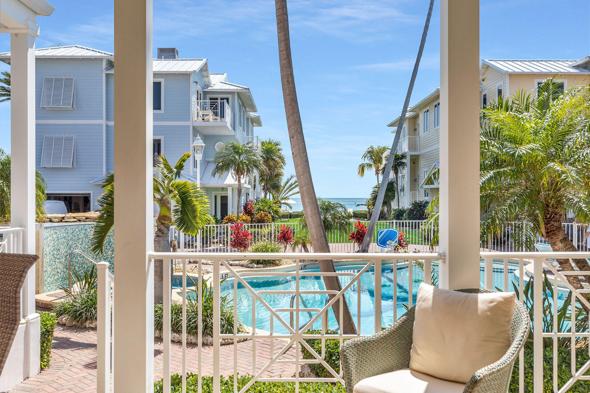 821 W Ocean Drive, 3 Property Photo 10