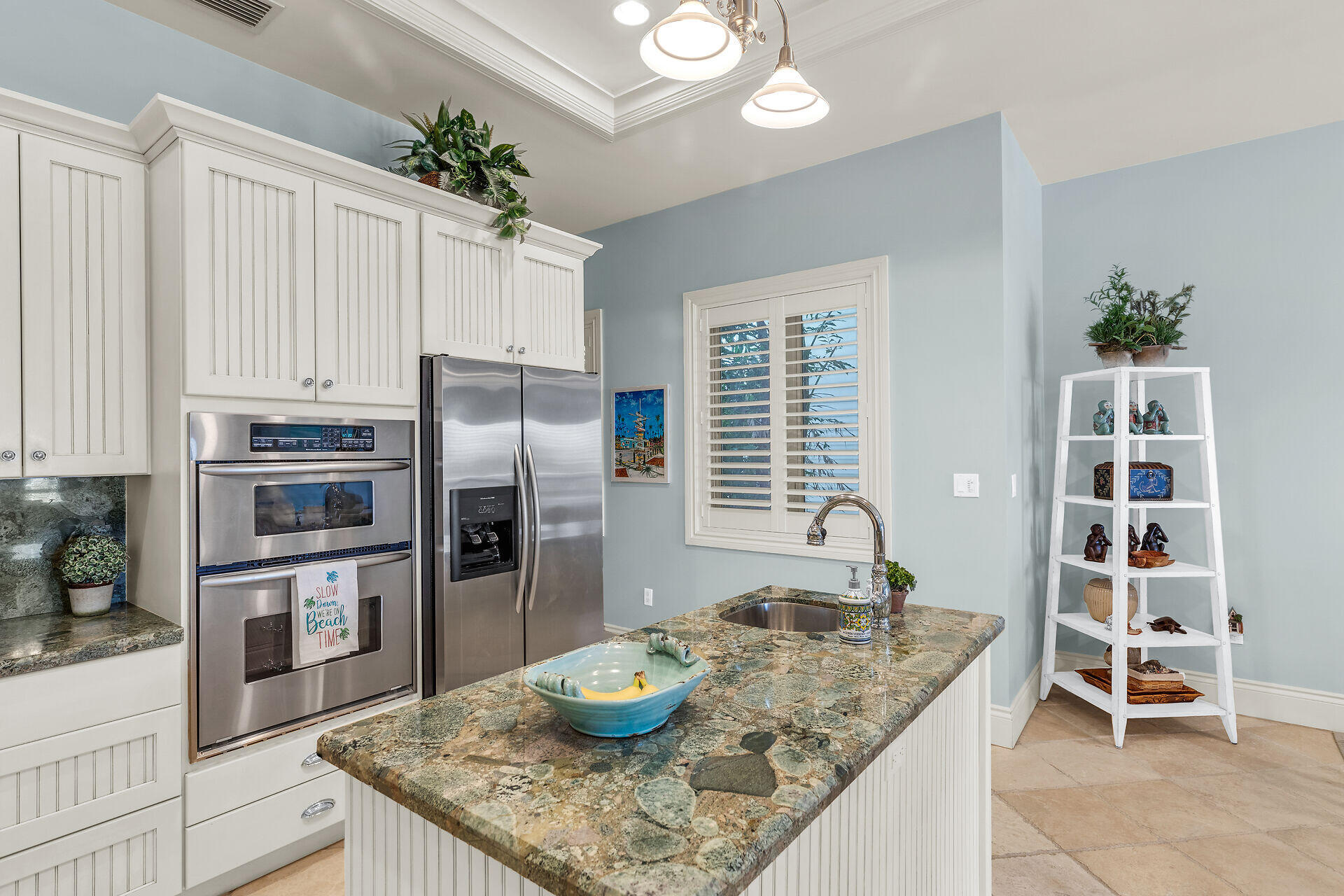 821 W Ocean Drive, 3 Property Photo 19