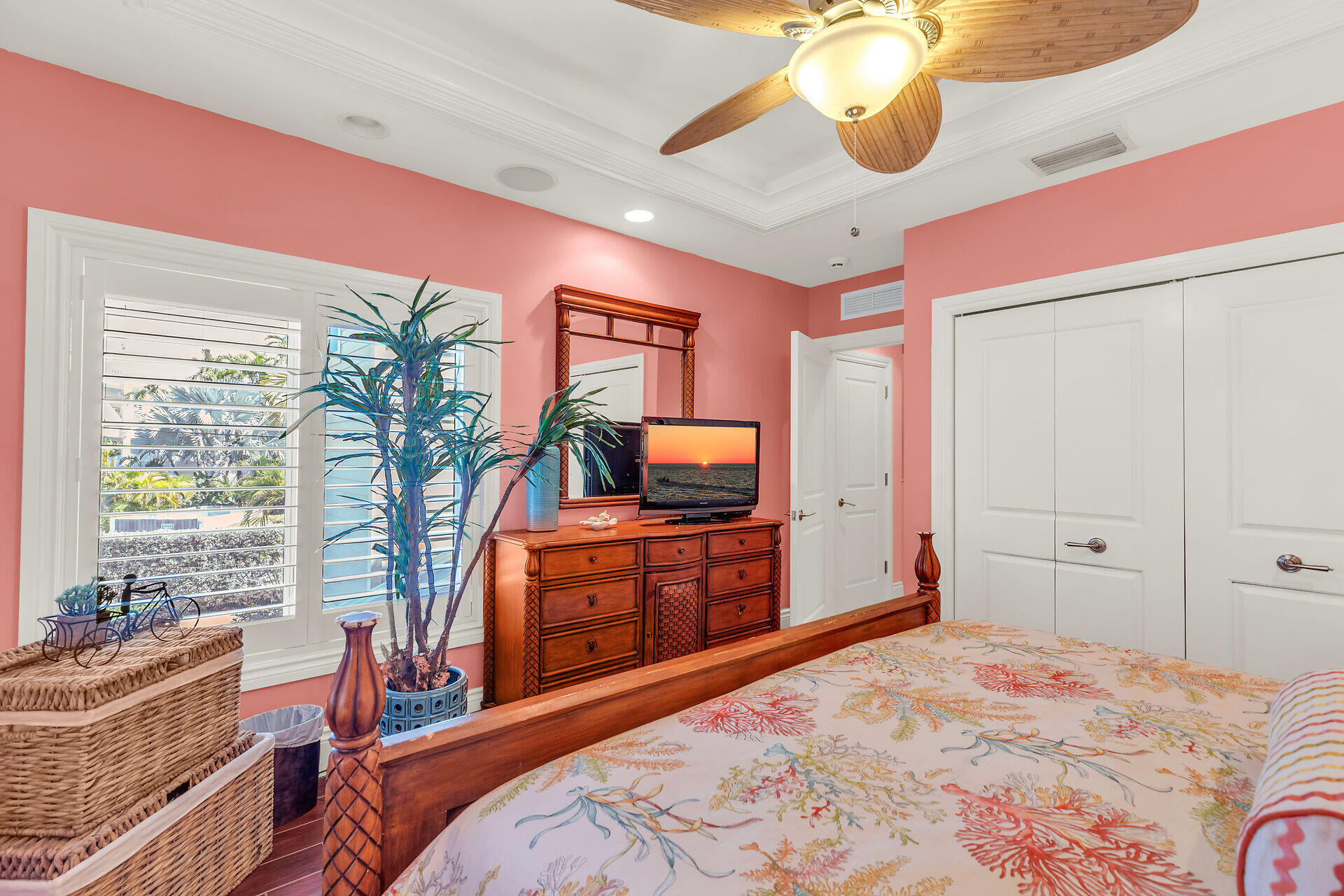 821 W Ocean Drive, 3 Property Photo 25