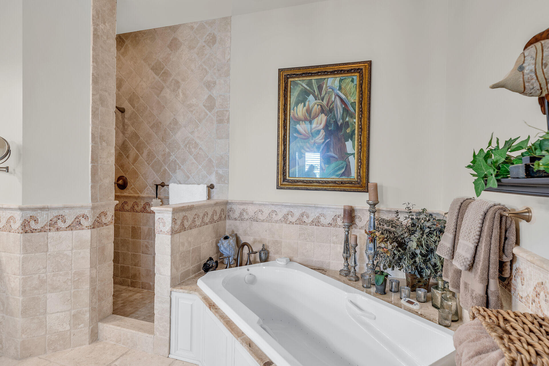 821 W Ocean Drive, 3 Property Photo 38
