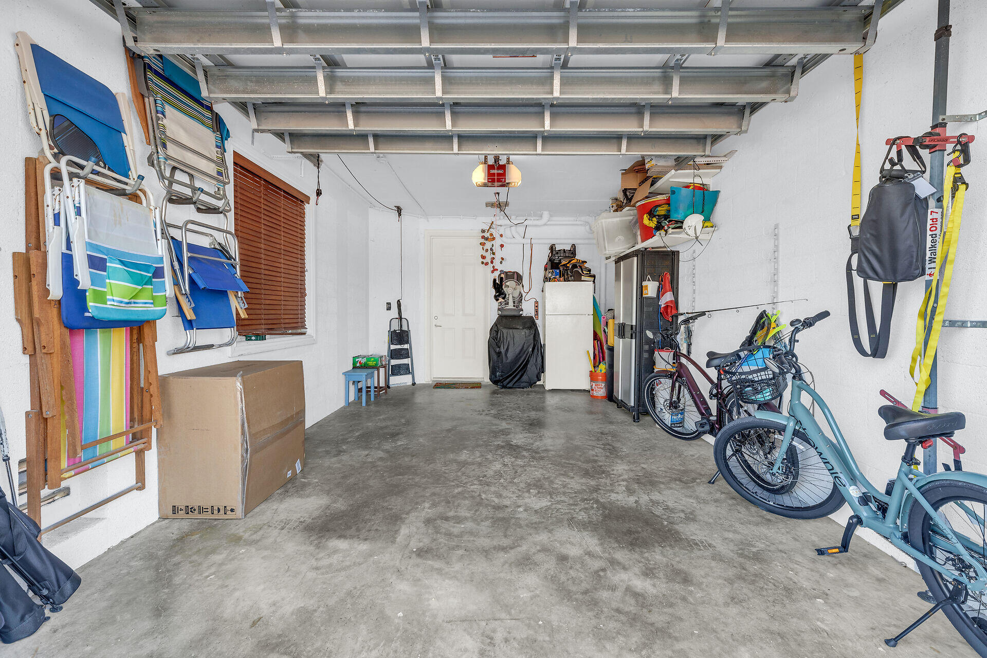 821 W Ocean Drive, 3 Property Photo 45