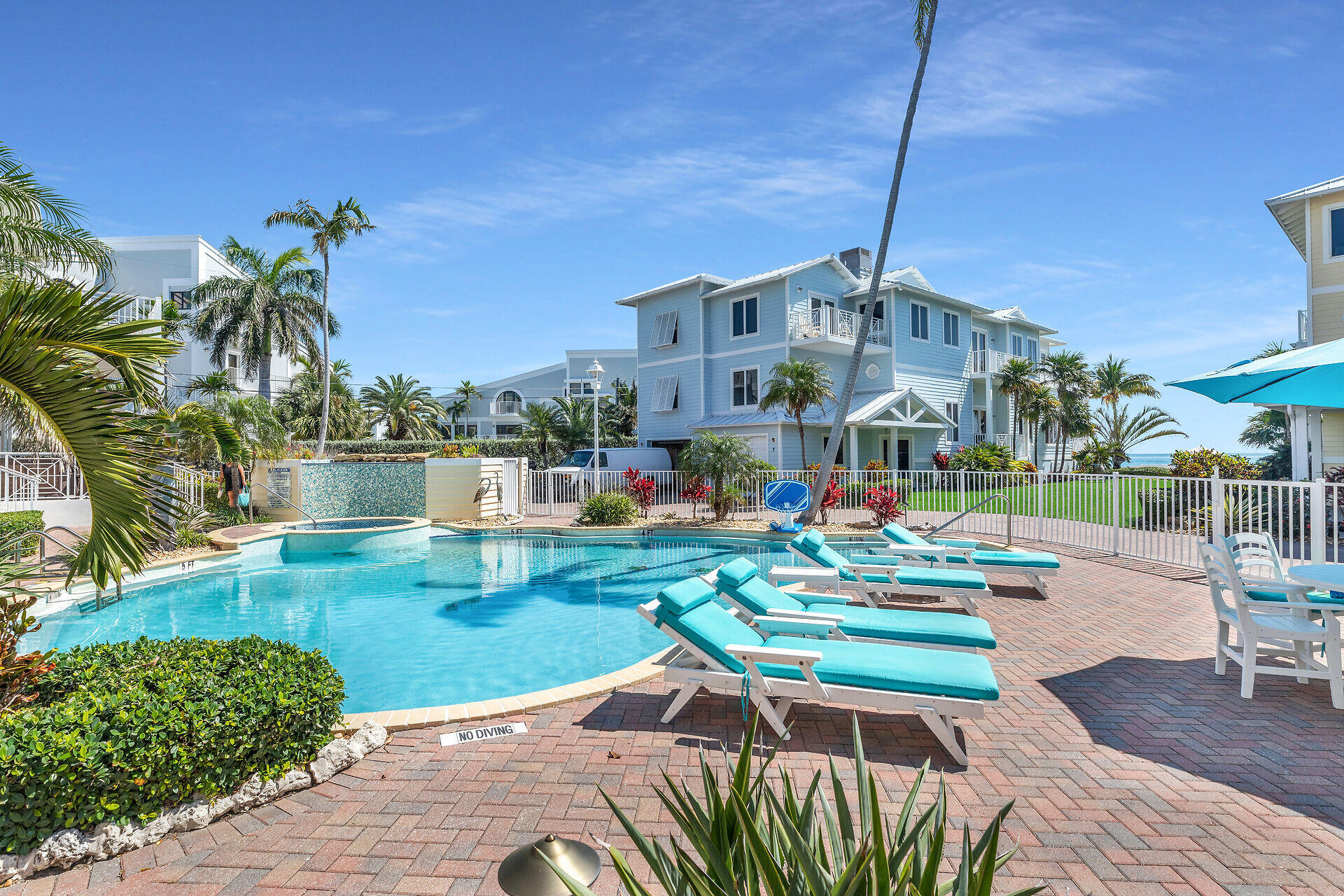 821 W Ocean Drive, 3 Property Photo 47