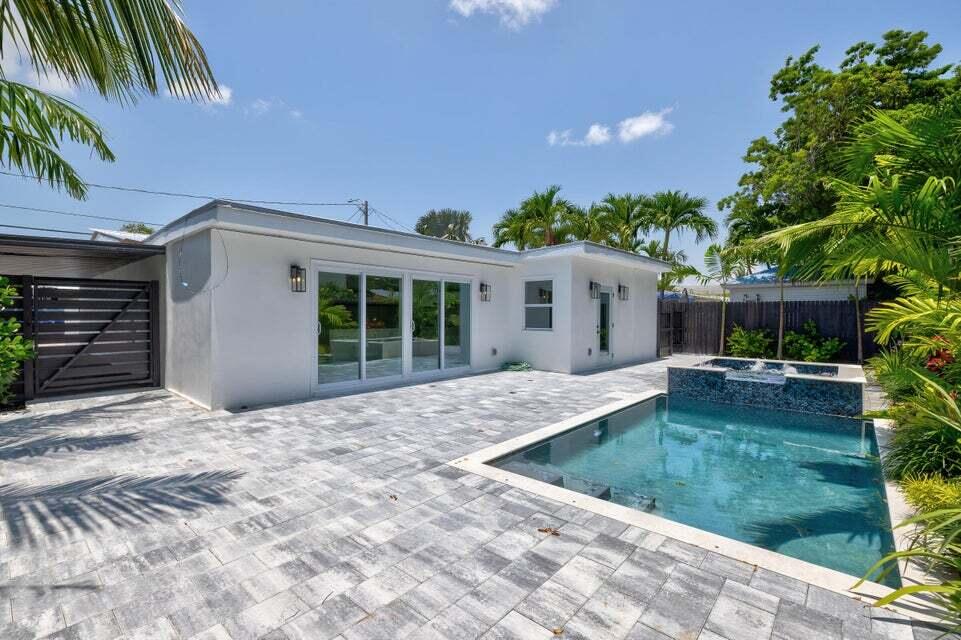 1708 Duncan Street Property Photo 5