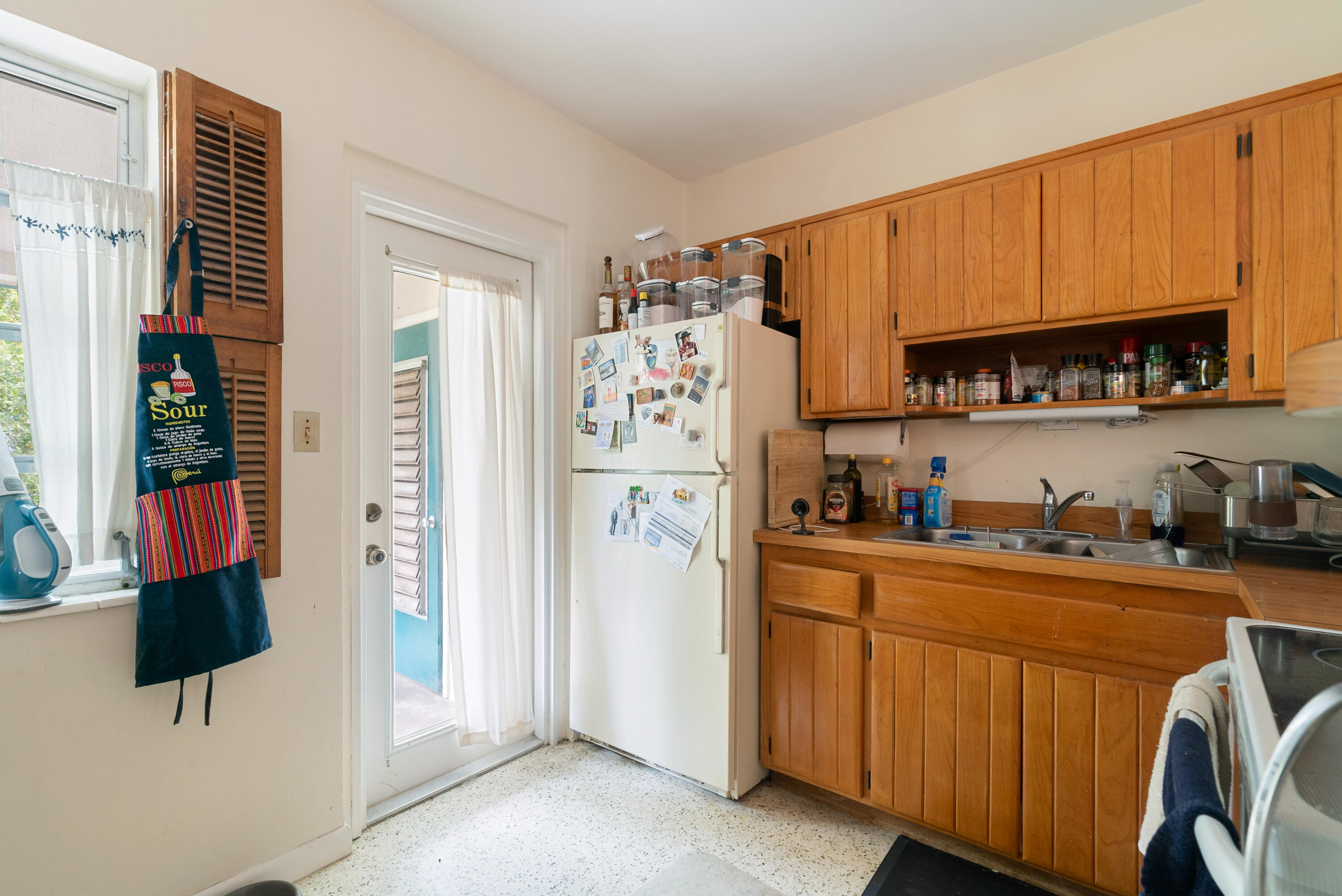 230 Apache Street Property Photo 32