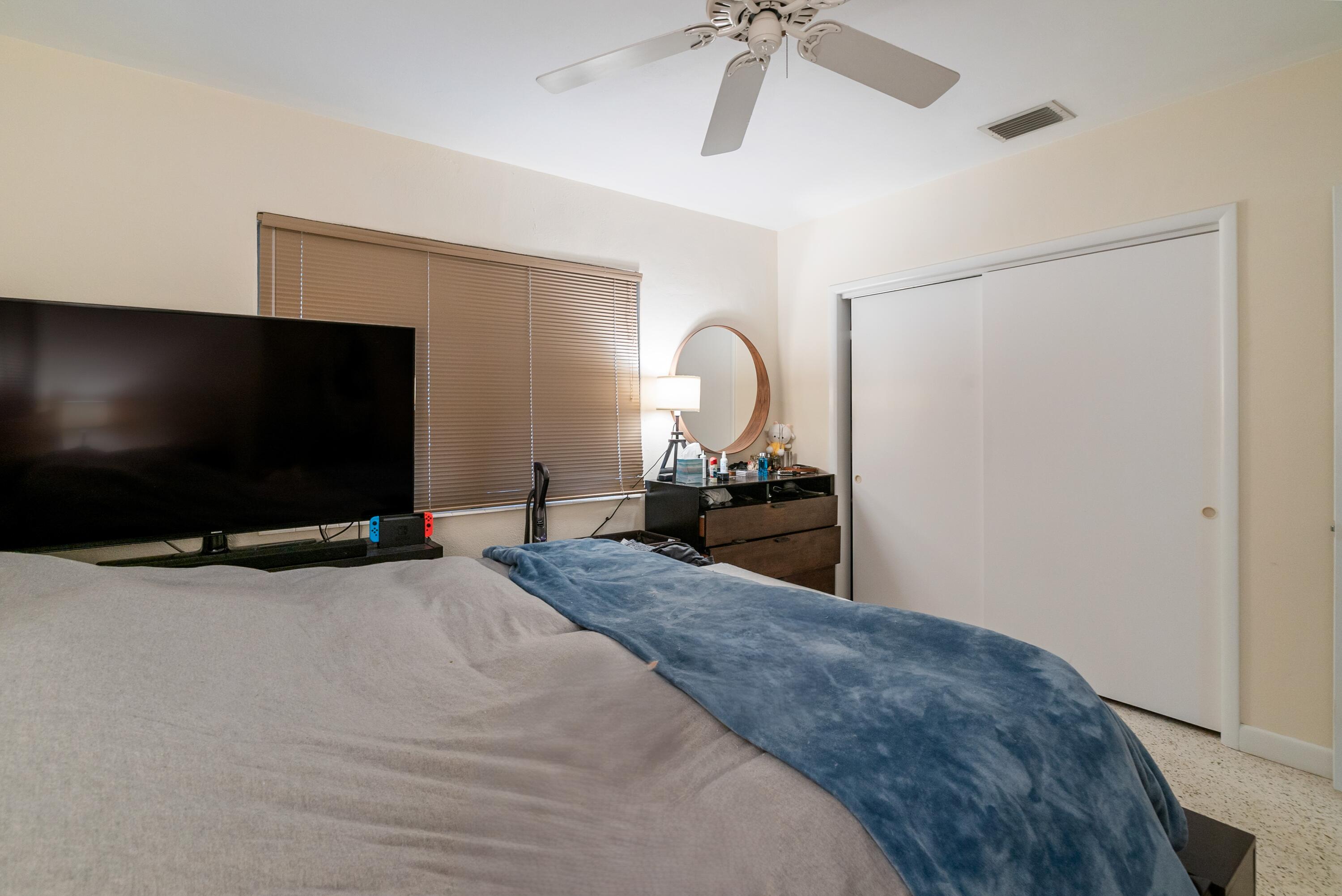 230 Apache Street Property Photo 34