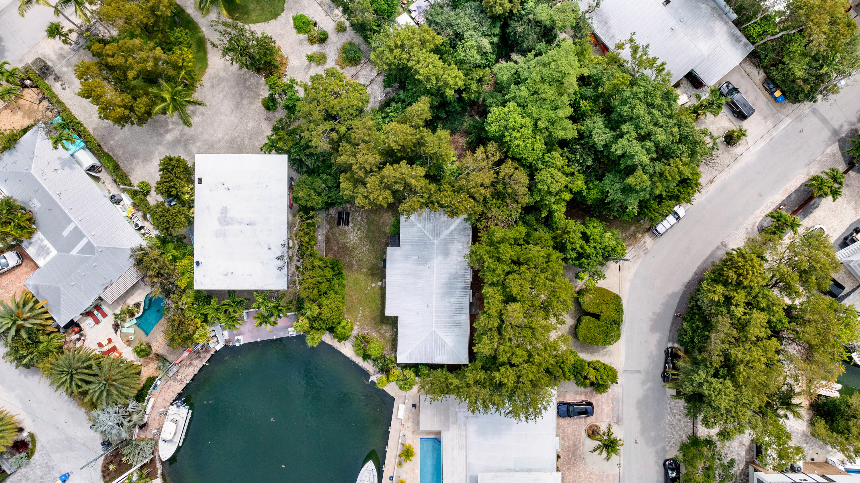 230 Apache Street Property Photo 45