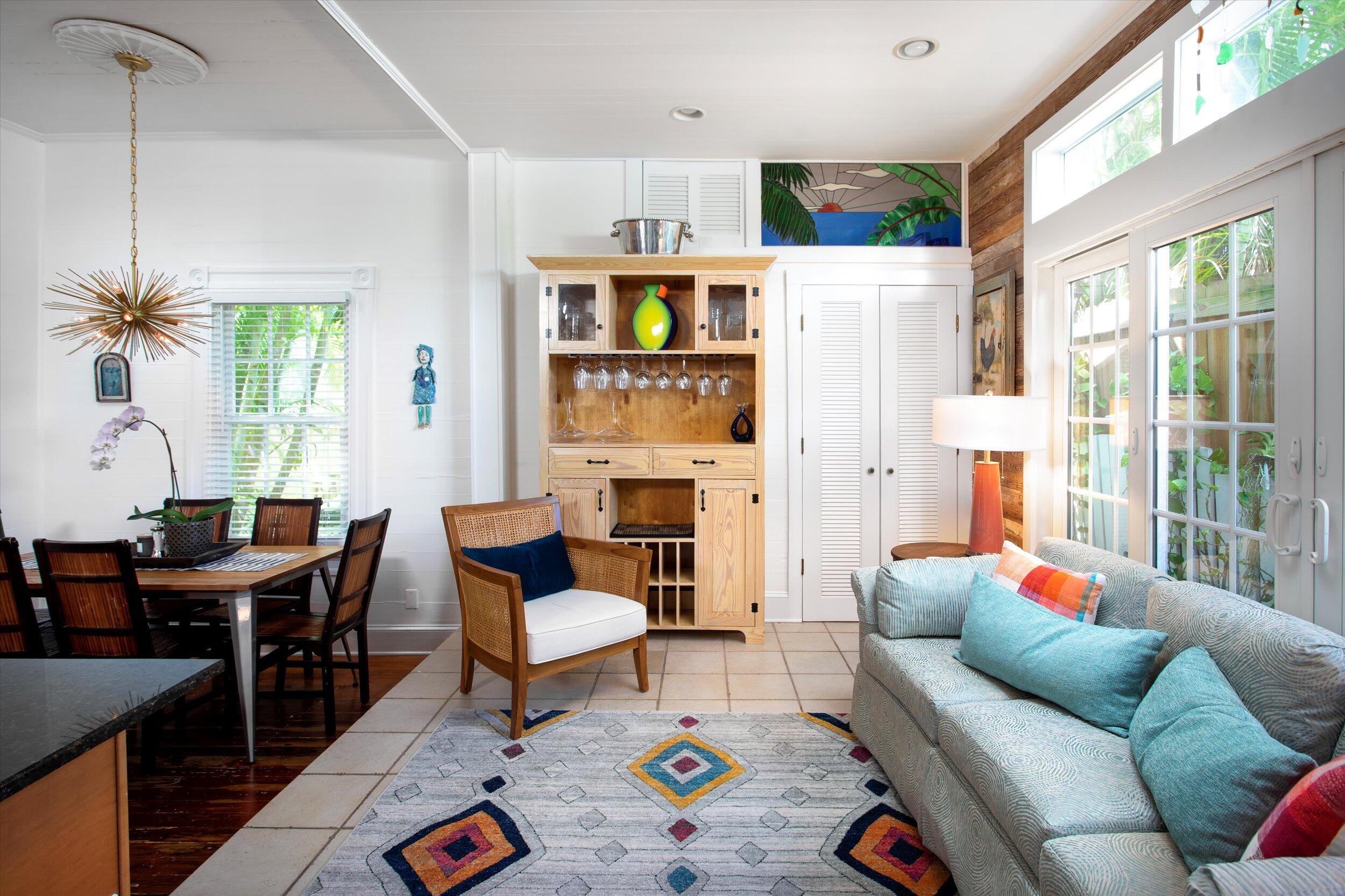 326 William Street Property Photo 14