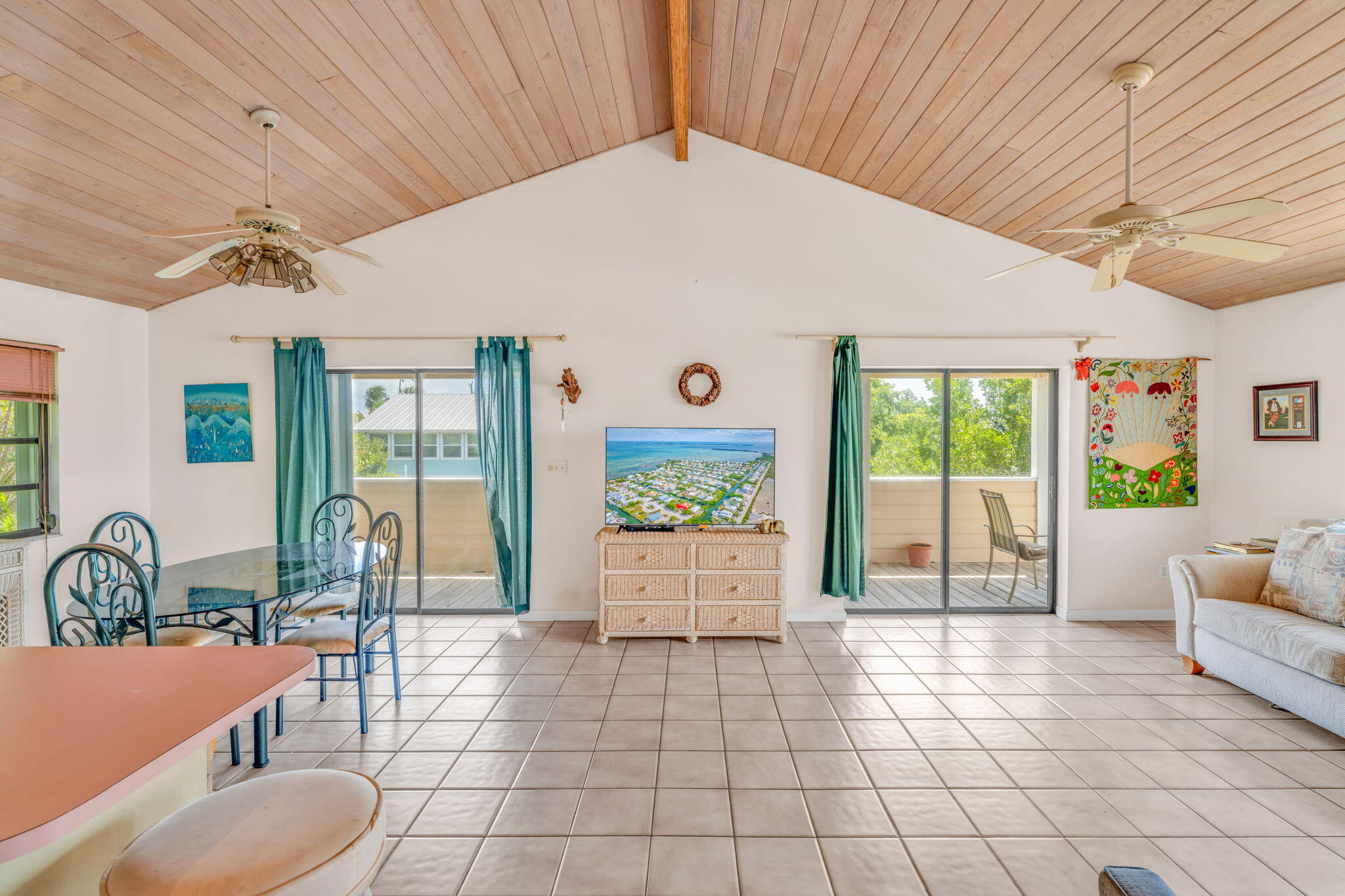 27312 Anguila Lane Property Photo 4