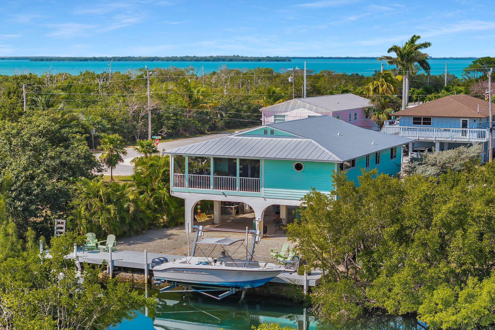 3611 South Seas Street Property Photo 4