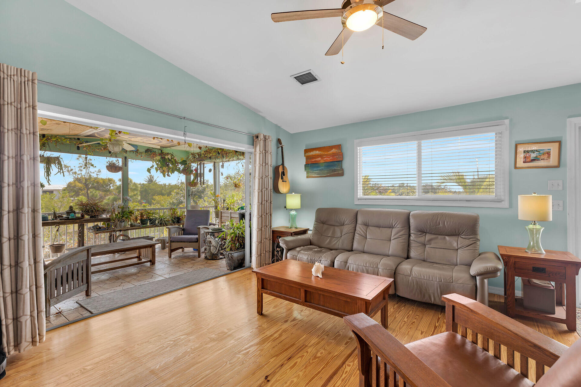3611 South Seas Street Property Photo 9