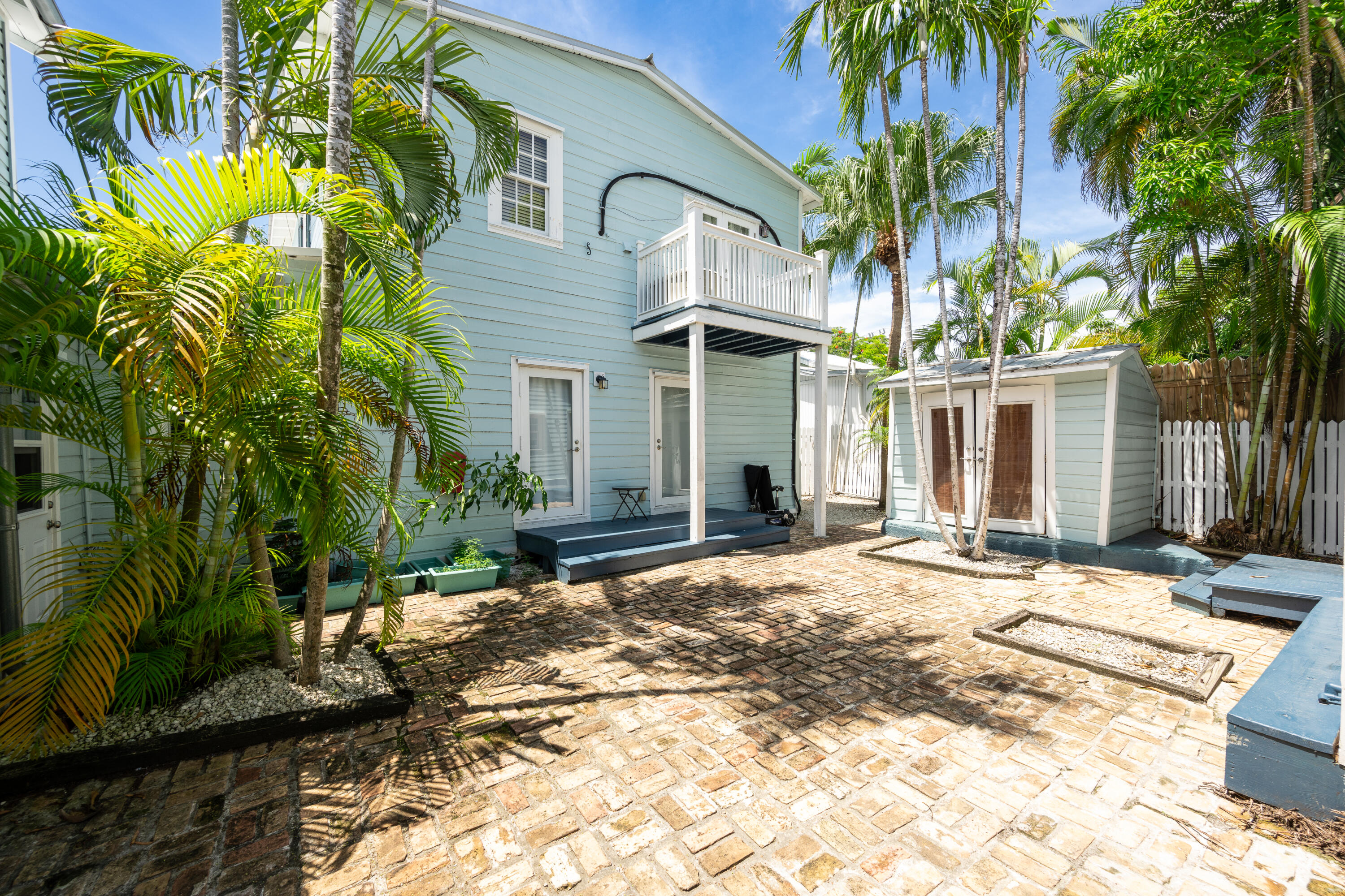 1207 William Street, 3 Property Photo 21