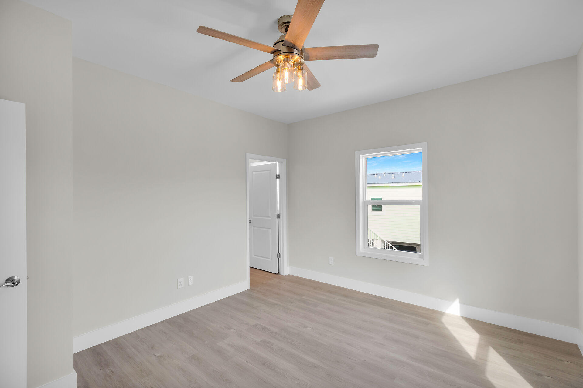 22737 Blackbeard Lane Property Photo 29