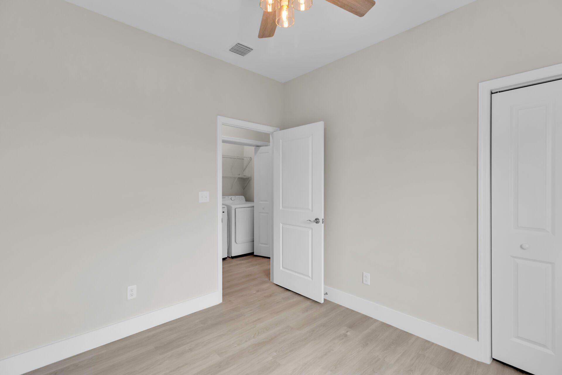 22737 Blackbeard Lane Property Photo 38