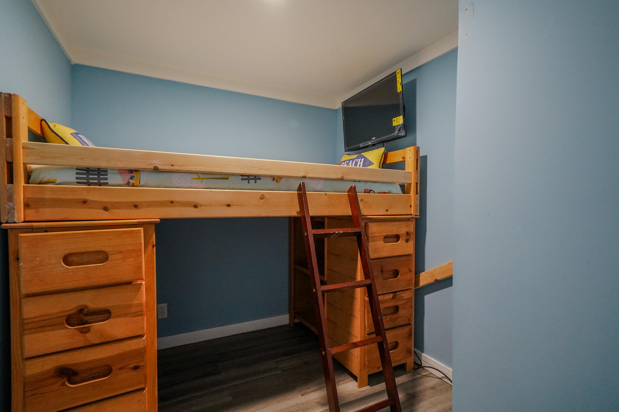 766 Michael Drive Property Photo 16
