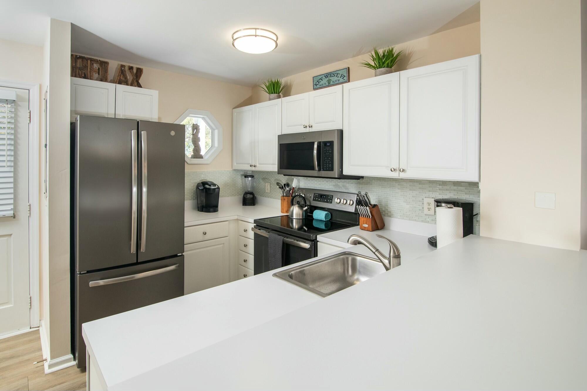 90 Golf Club Drive Property Photo 6