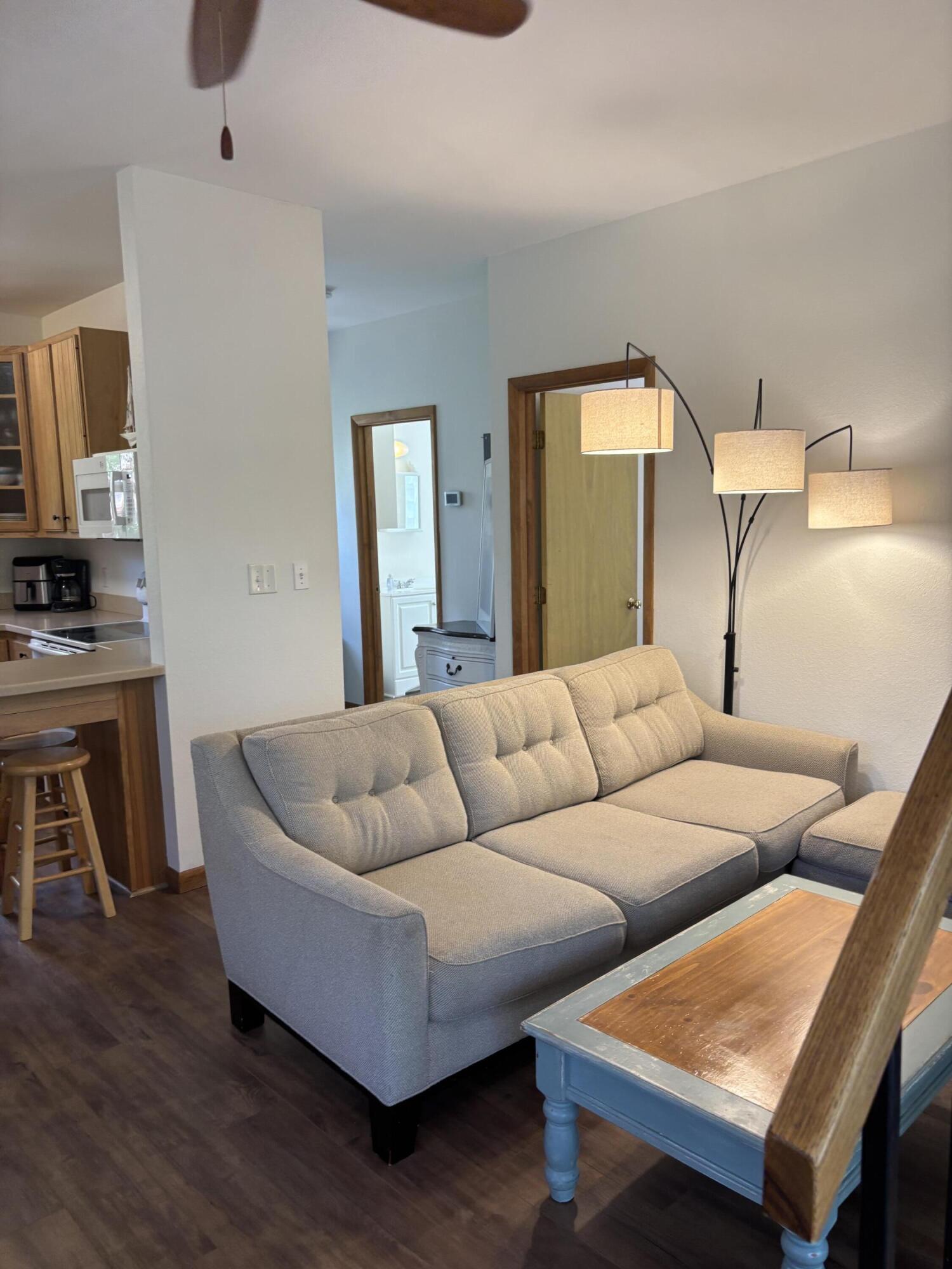 200 Silver Lake Drive Property Photo 4