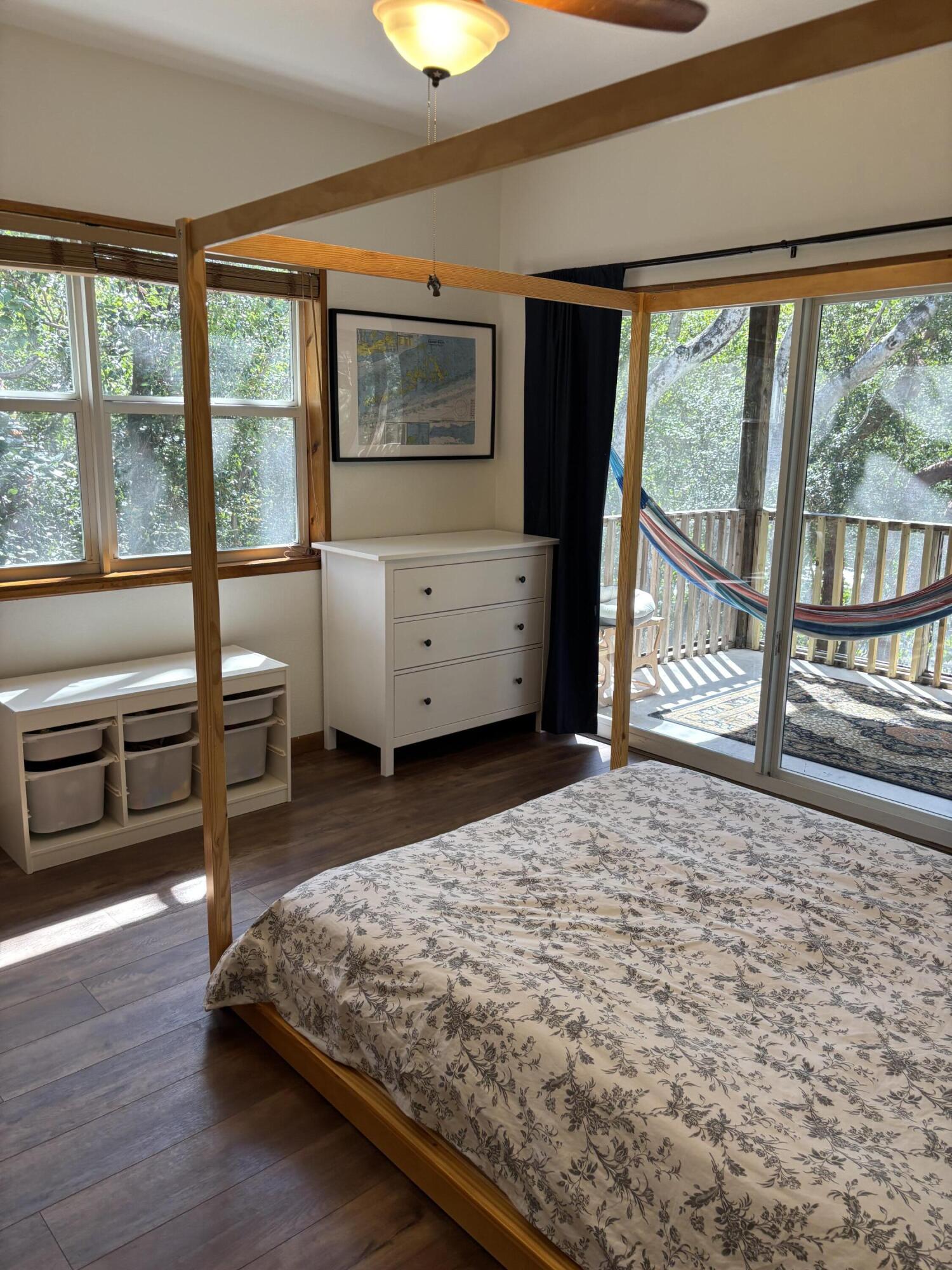 200 Silver Lake Drive Property Photo 11