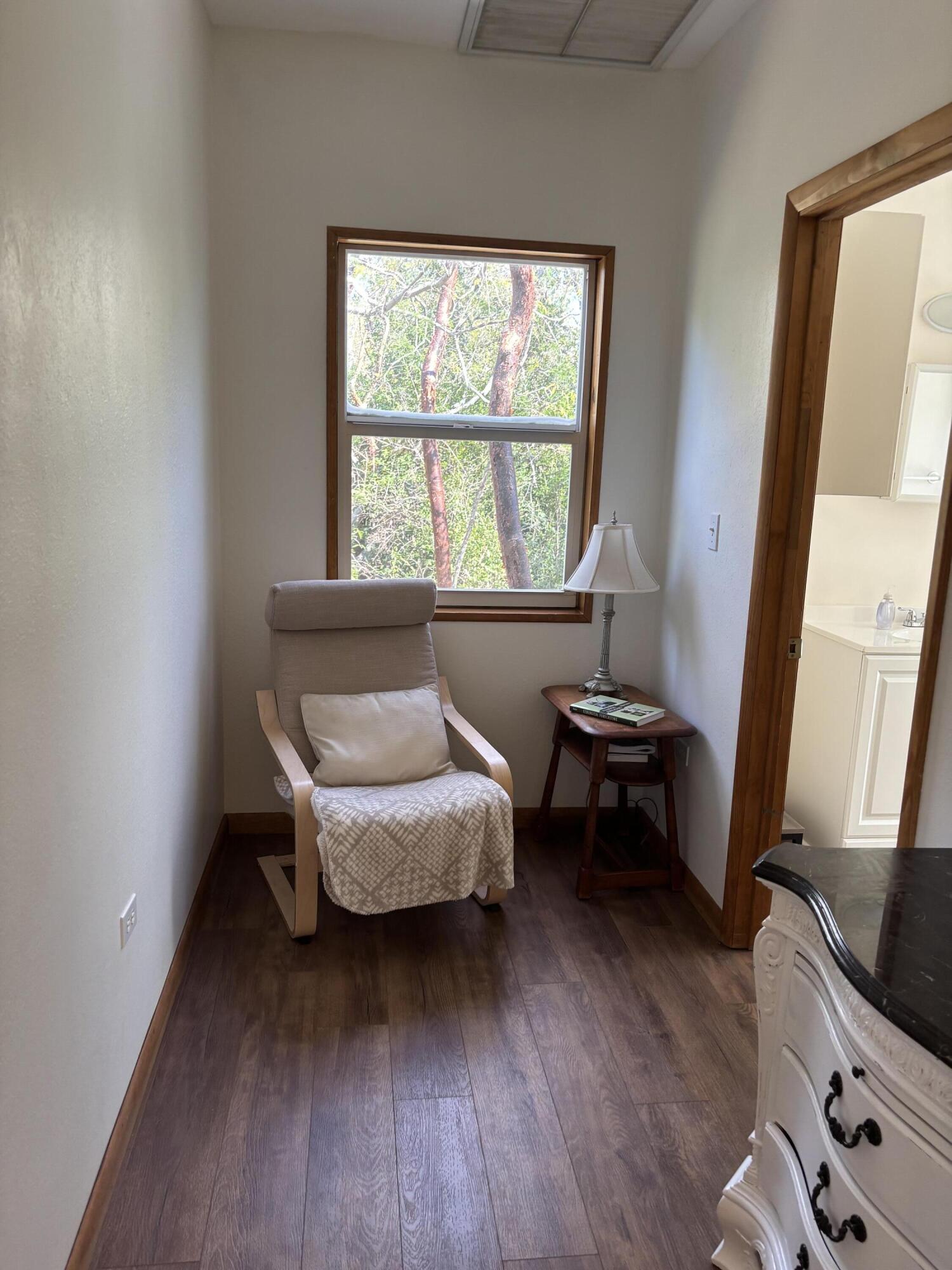 200 Silver Lake Drive Property Photo 13