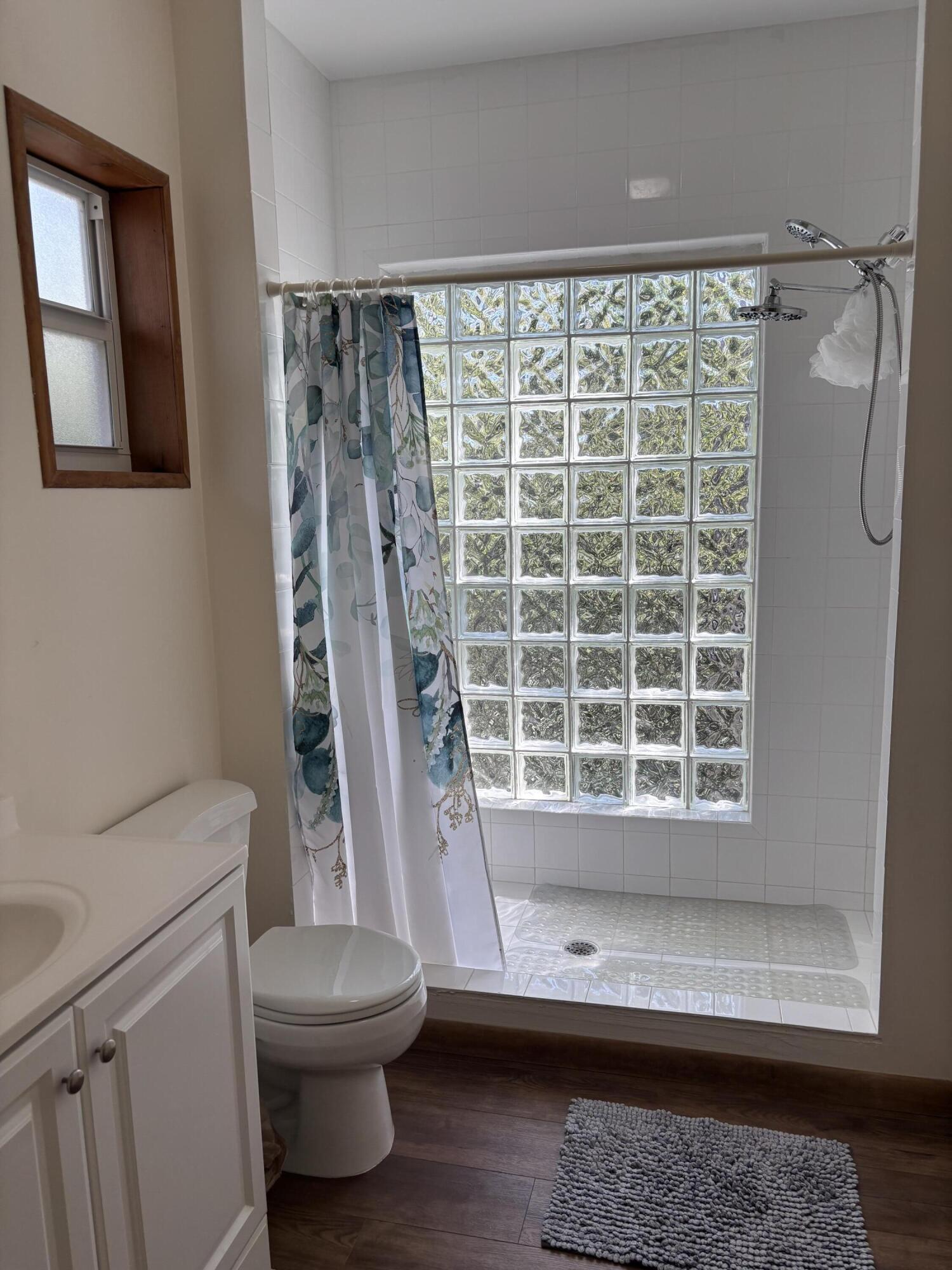 200 Silver Lake Drive Property Photo 27