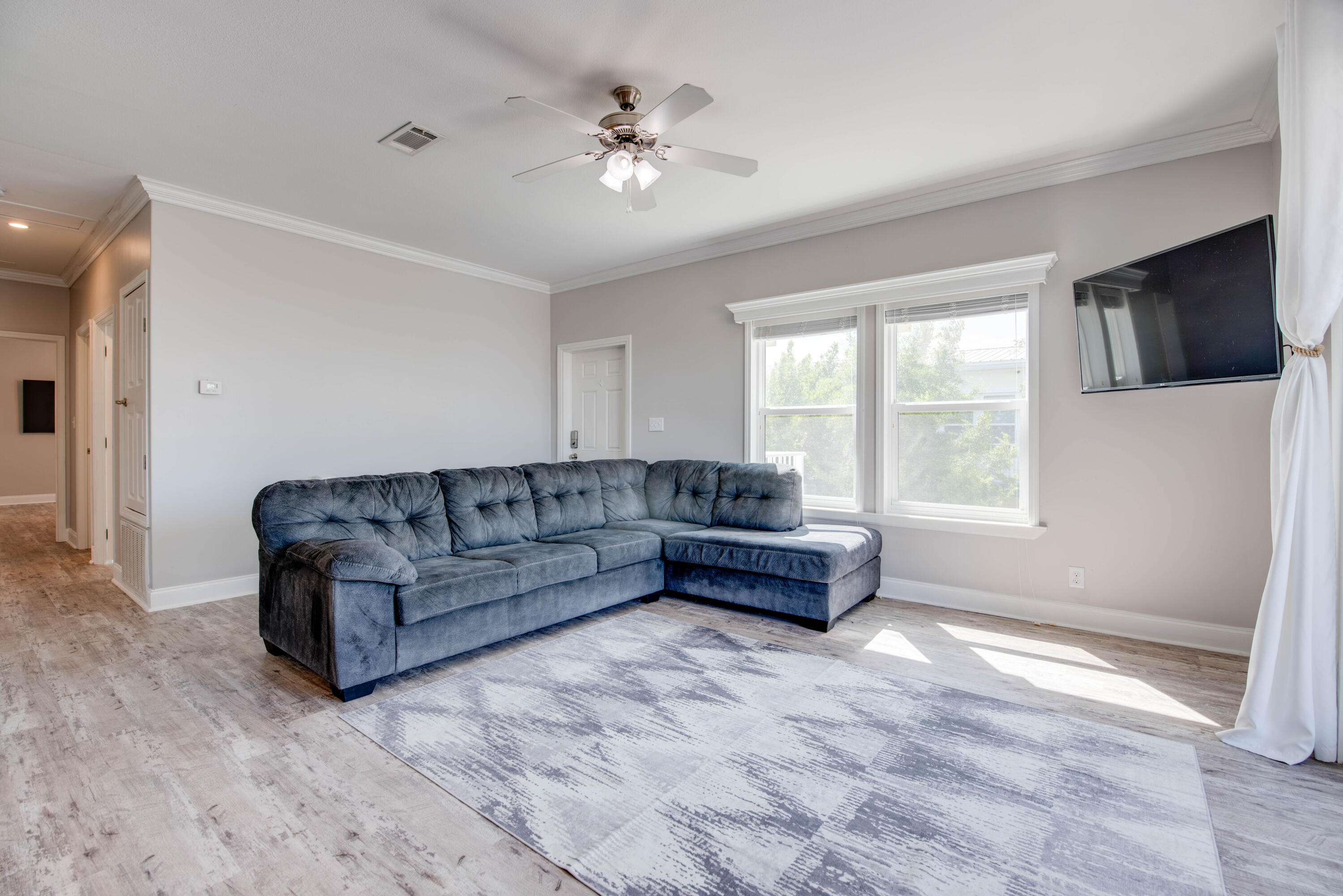 27255 Mariposa Road Property Photo 9