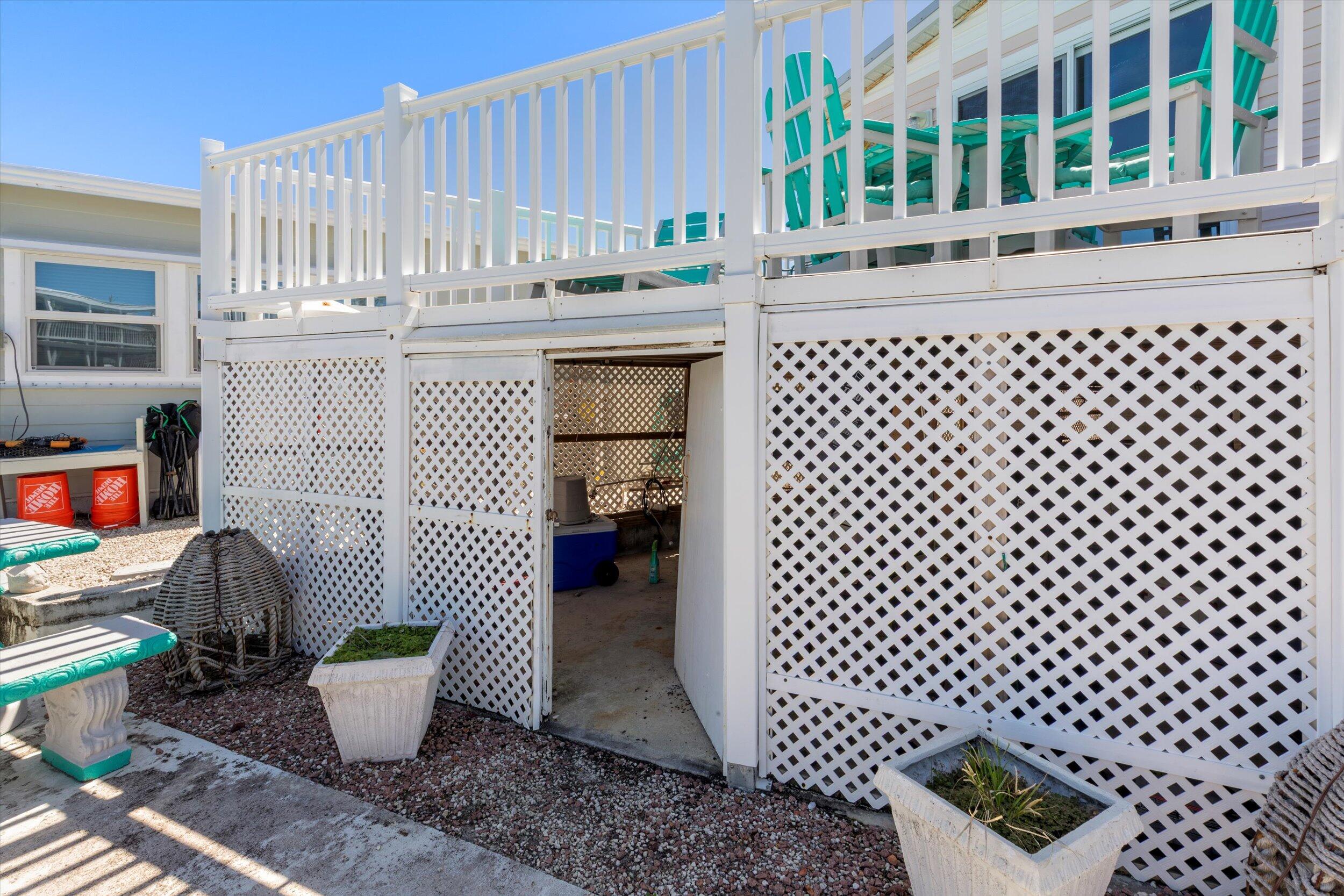 701 Spanish Main Drive, 604 Property Photo 25