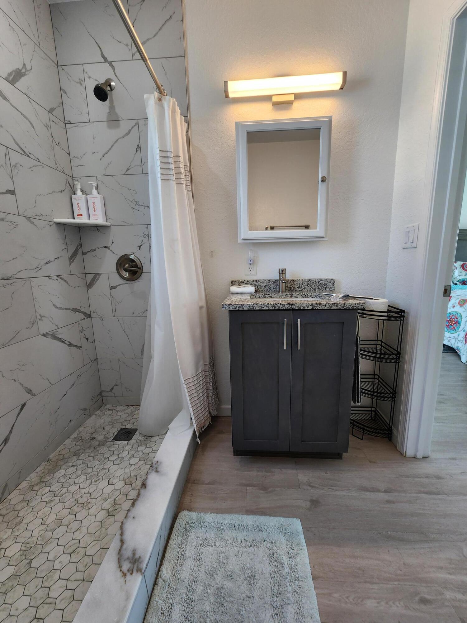 10877 Overseas Highway, 7 Property Photo 22