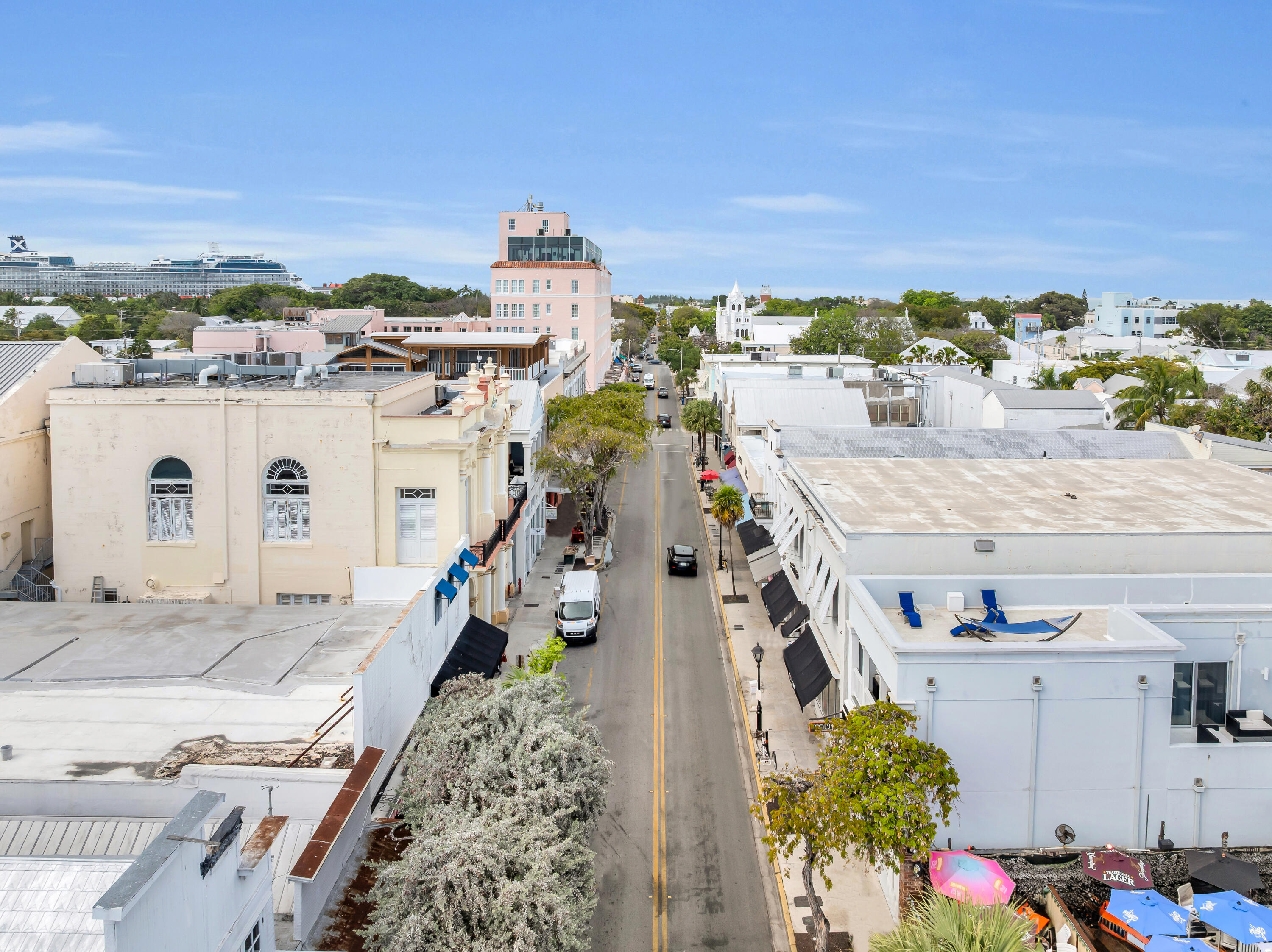 517 Duval & 518 Bahama Street Property Photo 7