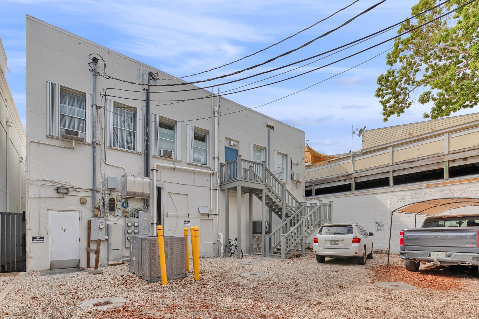 517 Duval & 518 Bahama Street Property Photo 28