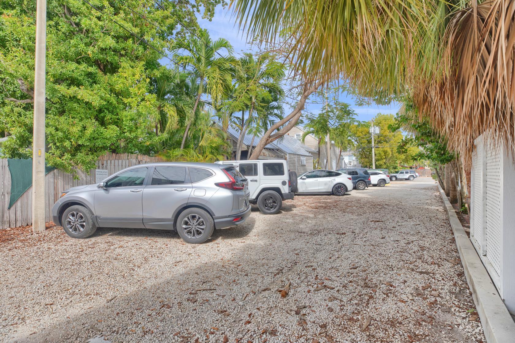 517 Duval & 518 Bahama Street Property Photo 30