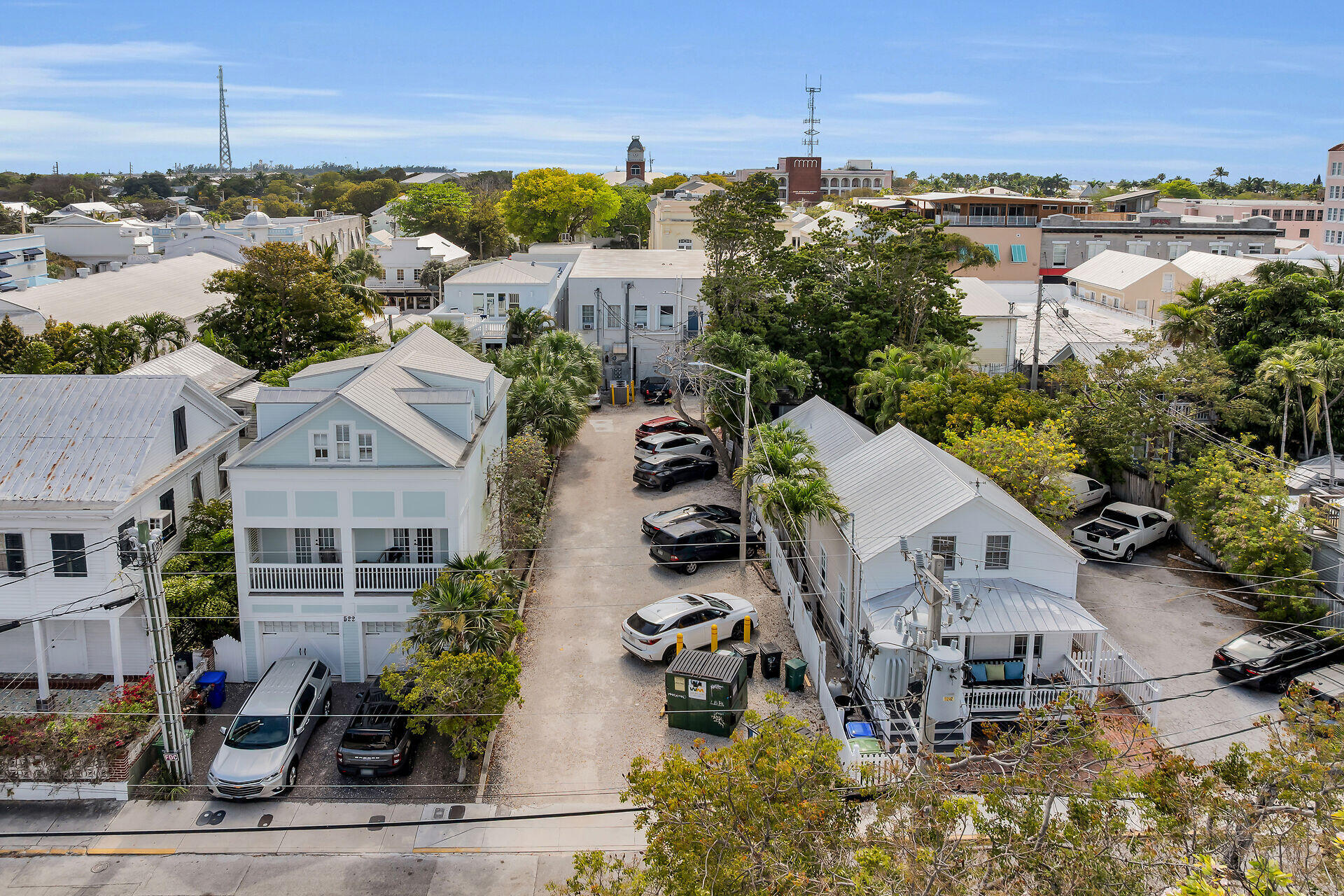 517 Duval & 518 Bahama Street Property Photo 31