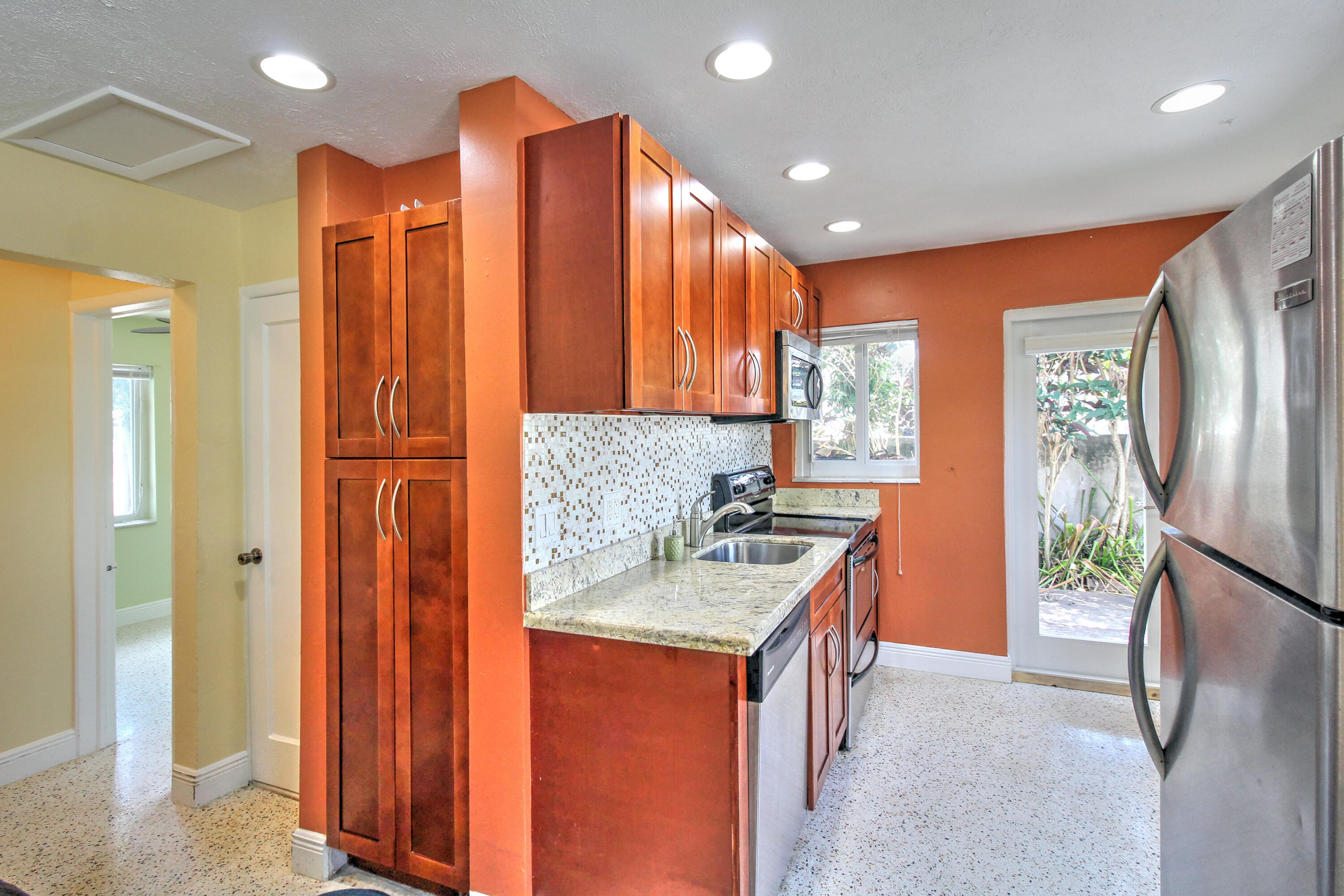 20 Poinciana Drive Property Photo 9