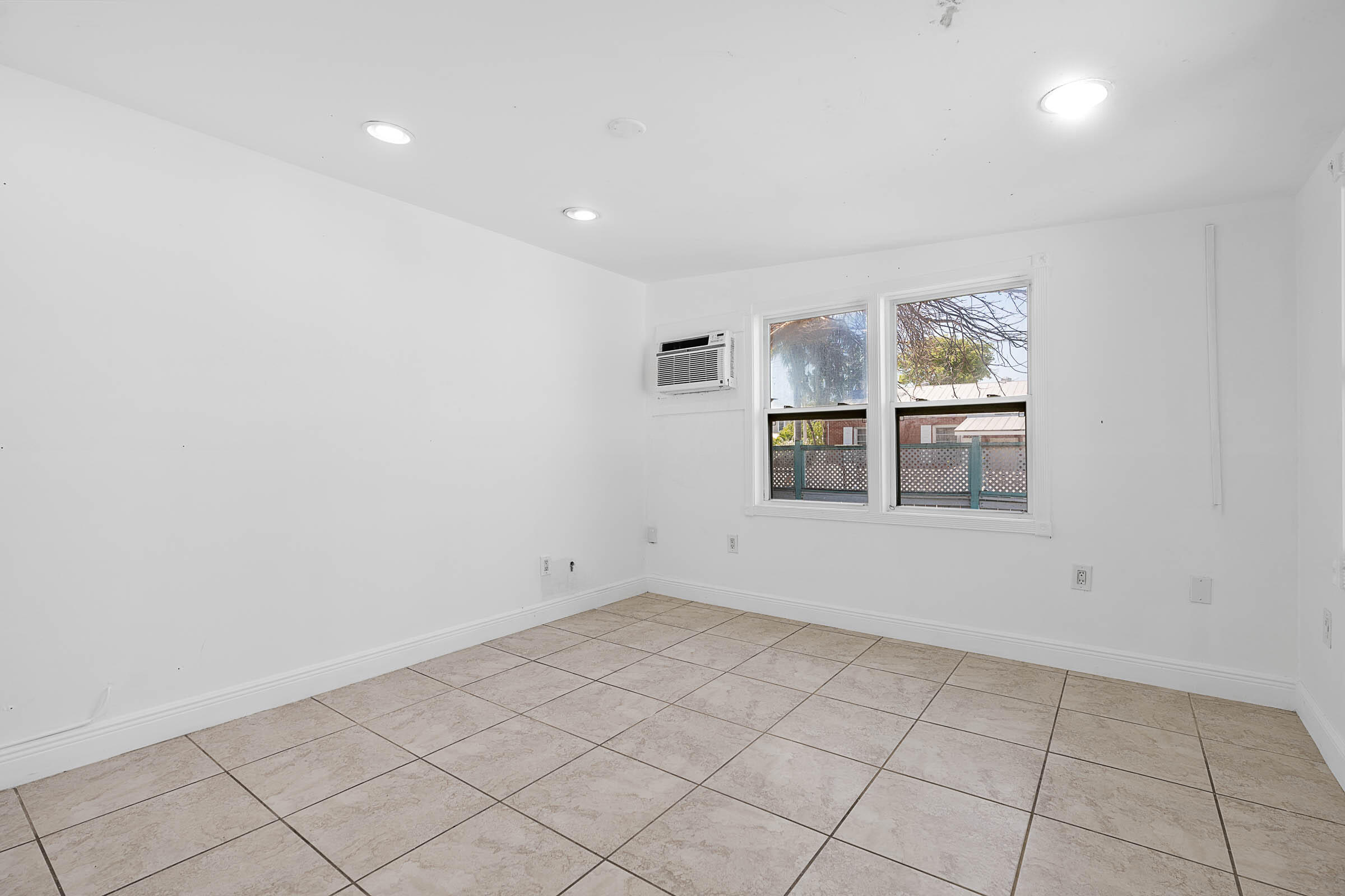 1312 4th Street, 0 Property Photo 18