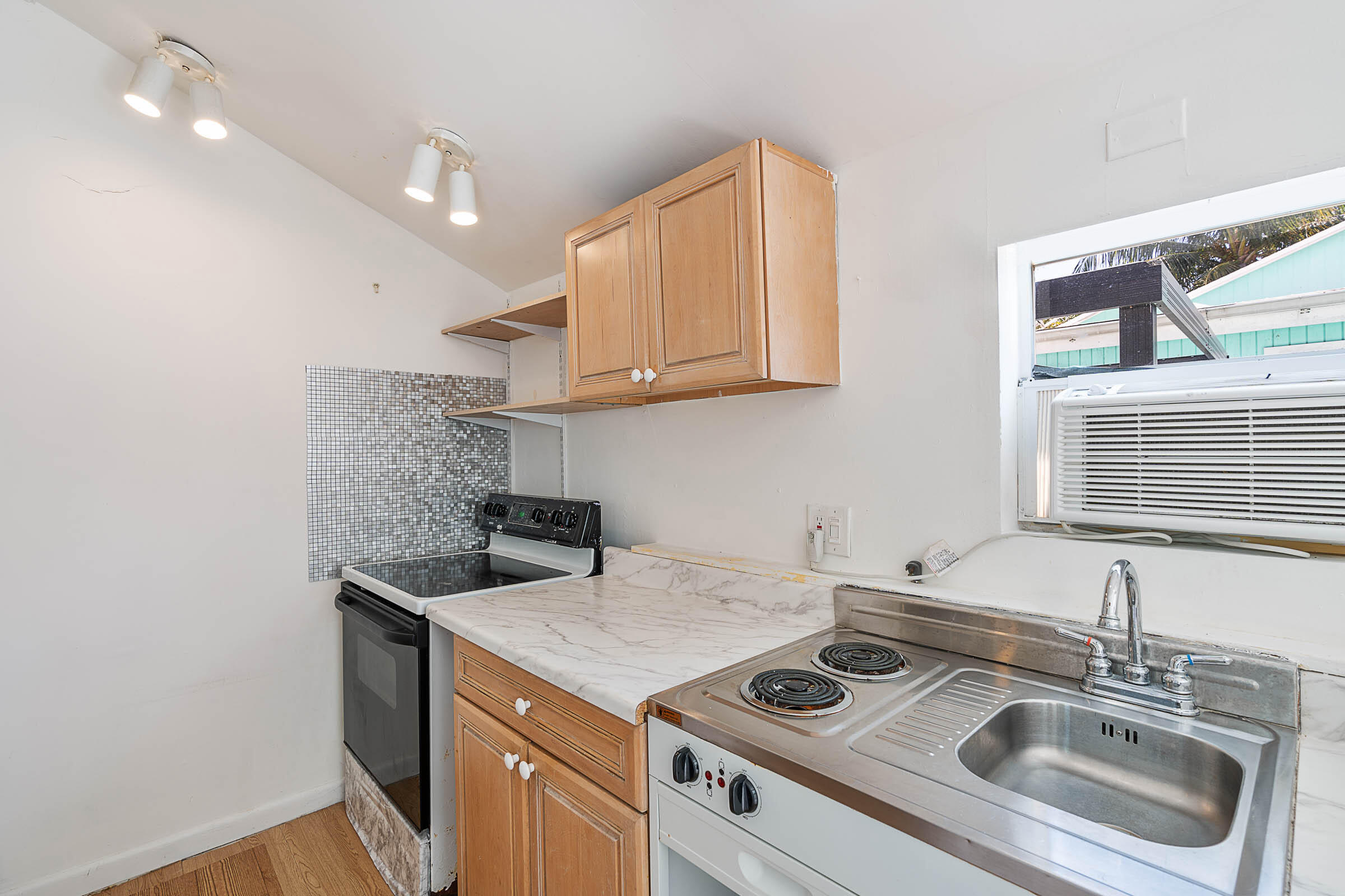 1312 4th Street, 0 Property Photo 28