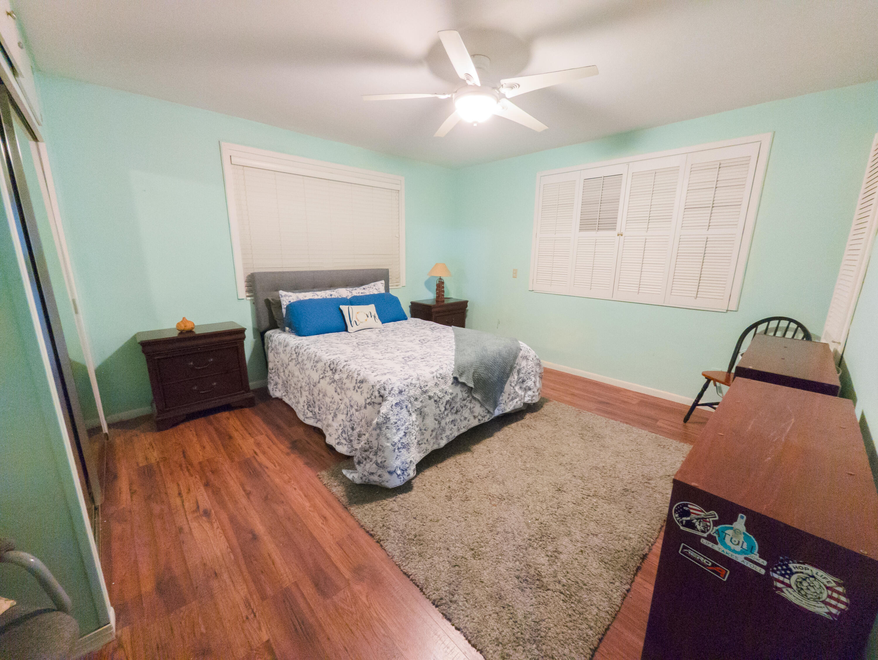 715 E Caribbean Drive Property Photo 13