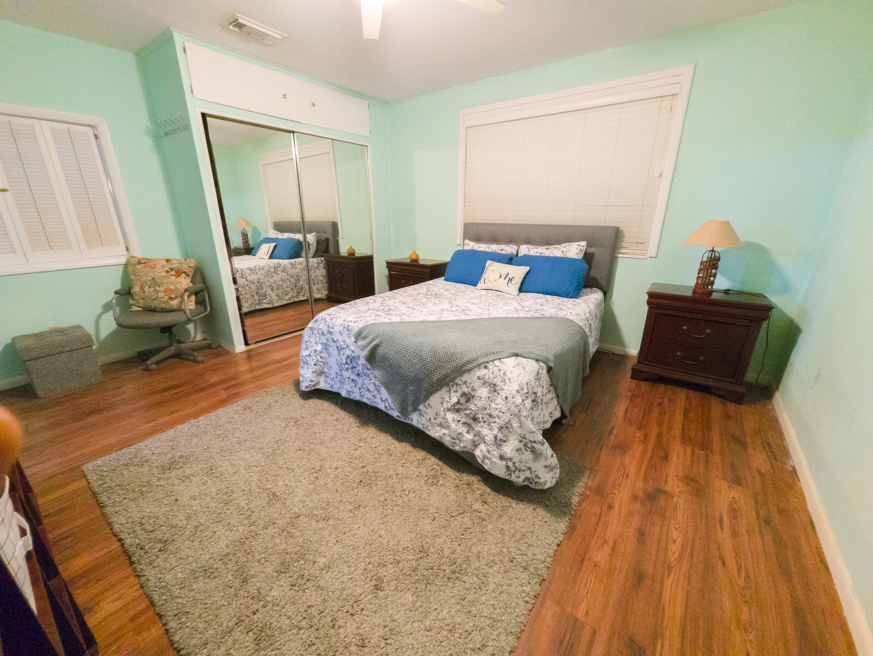 715 E Caribbean Drive Property Photo 14
