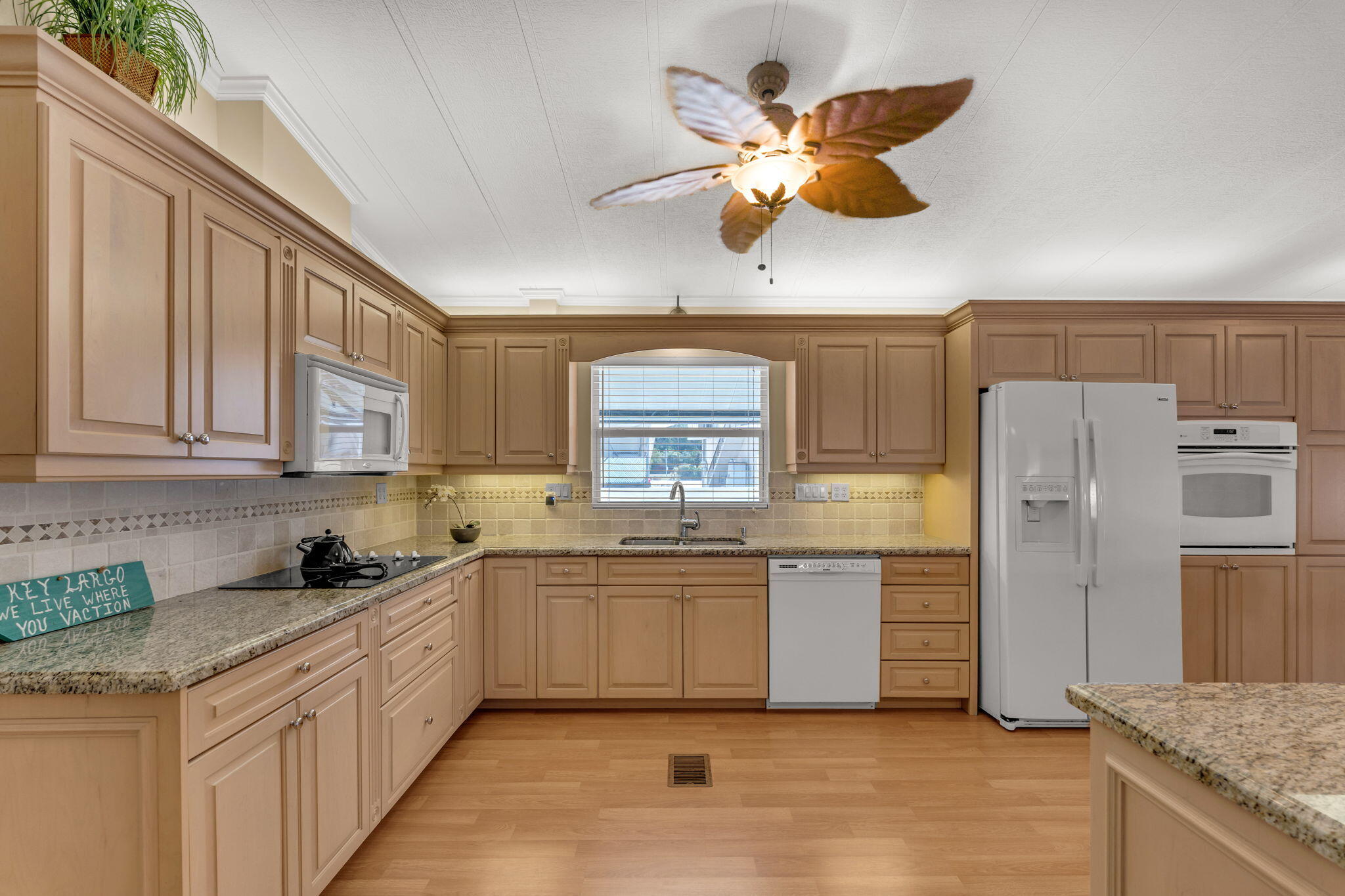 1001 Hialeah Lane Property Photo 16