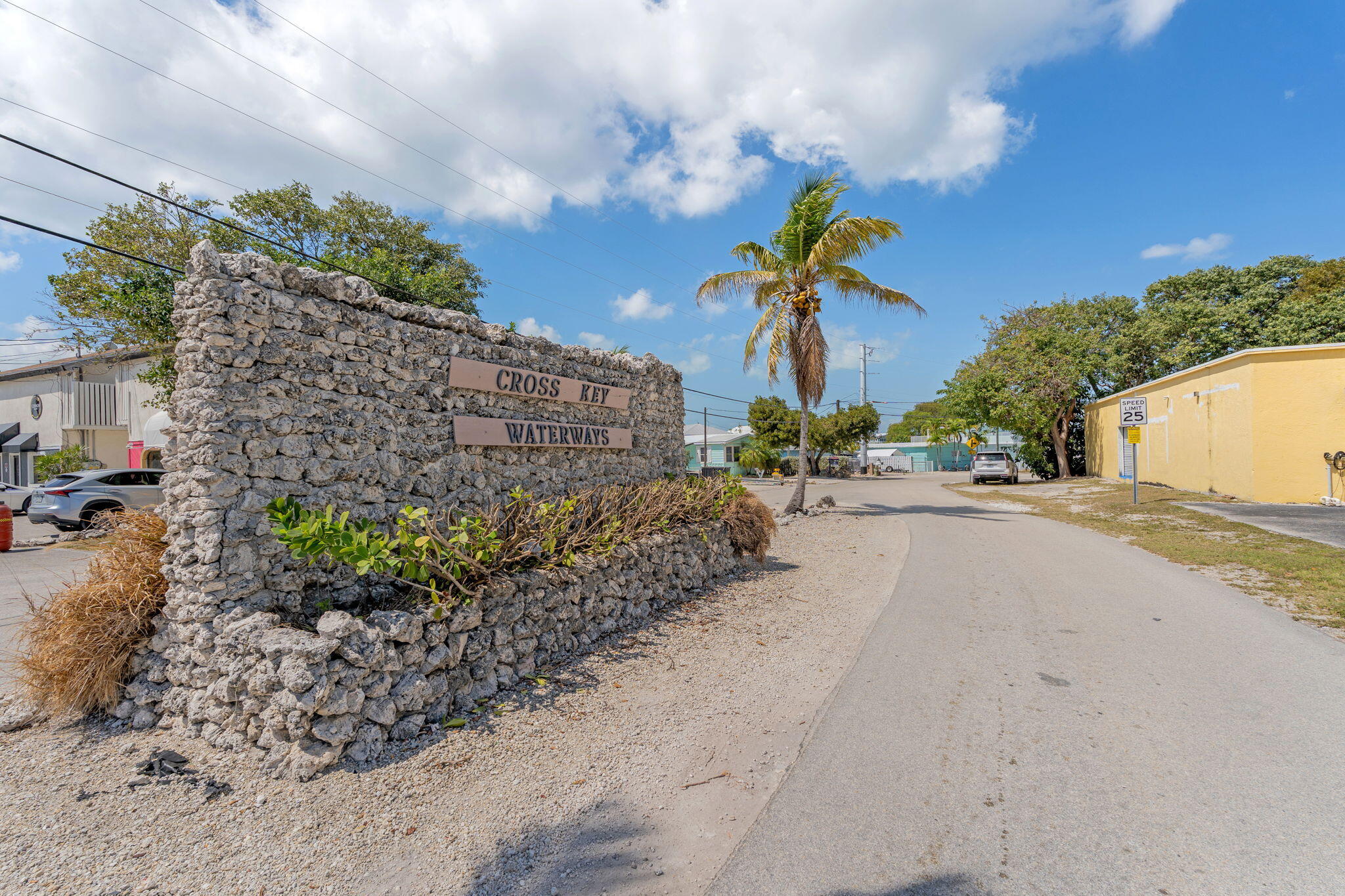 1001 Hialeah Lane Property Photo 41