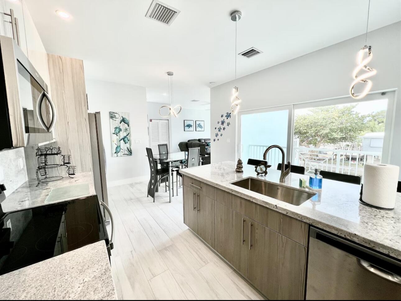 1021 82nd Street Property Photo 7