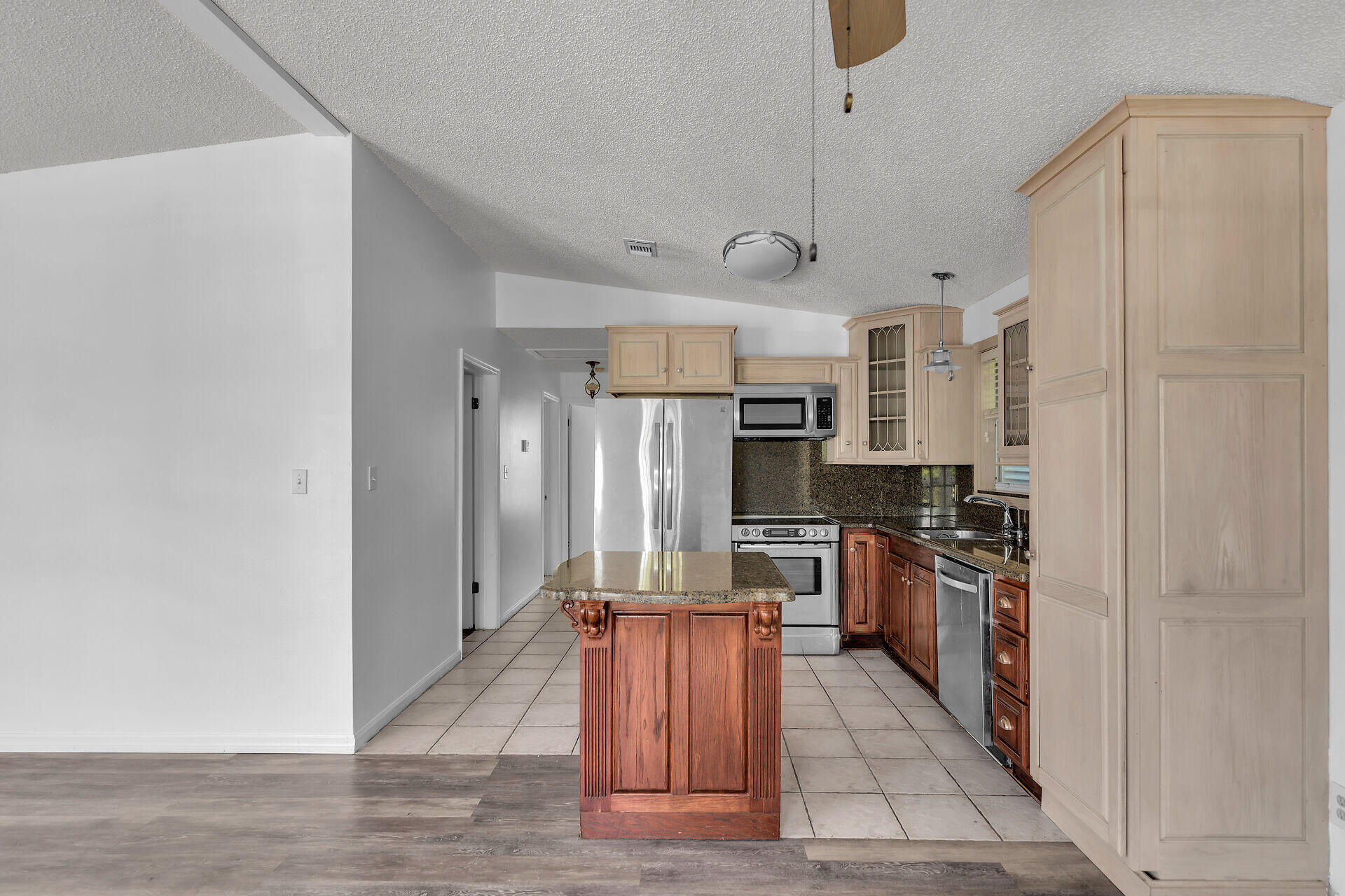 31130 Avenue I Property Photo 16