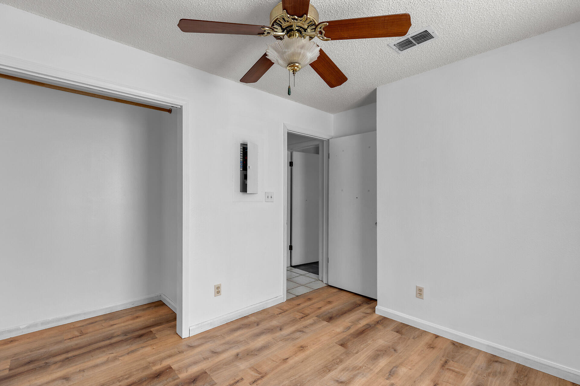 31130 Avenue I Property Photo 30